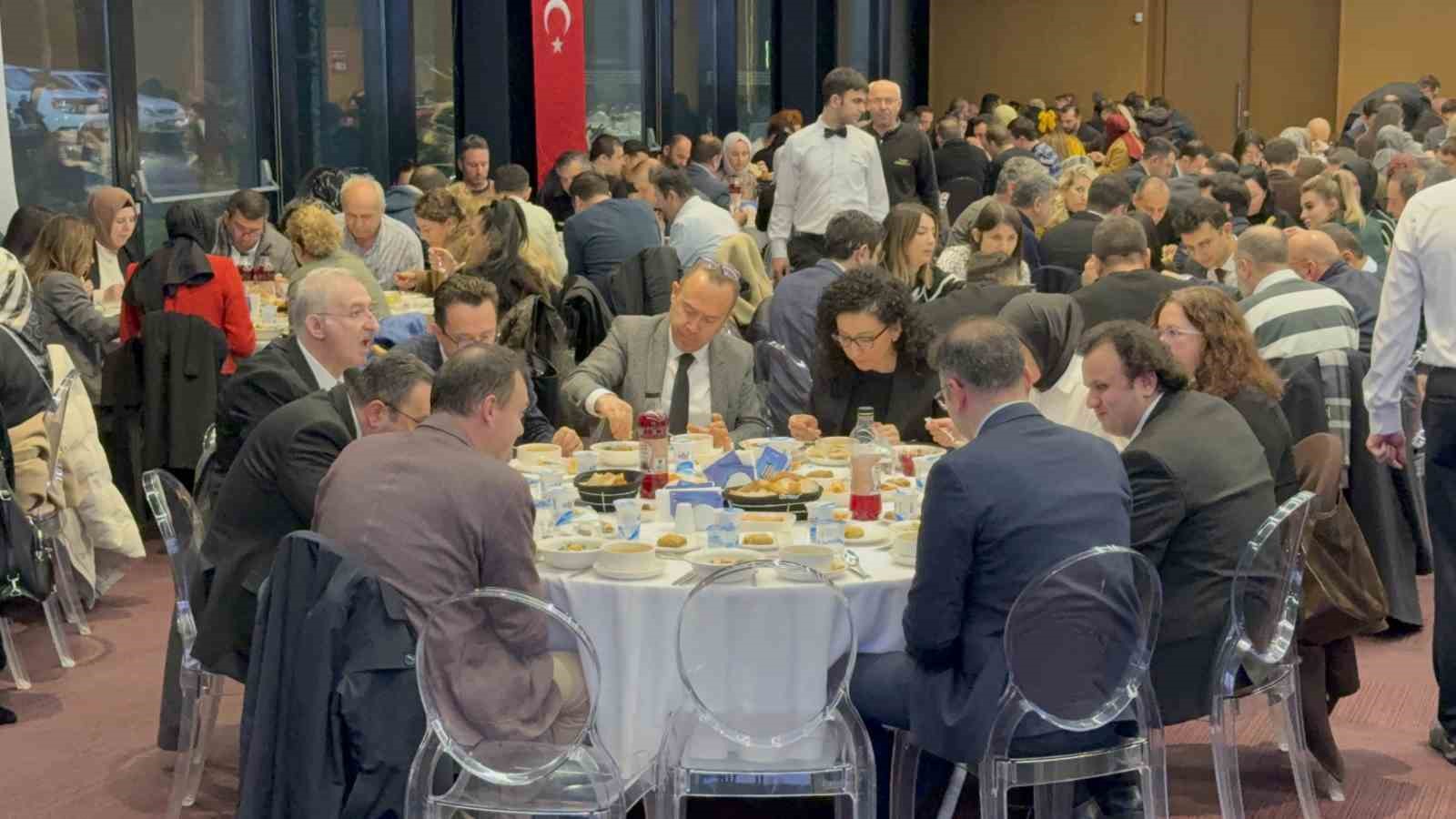 Samsun Adliyesi’nde 700 kişilik mesai kardeşliği iftarı
