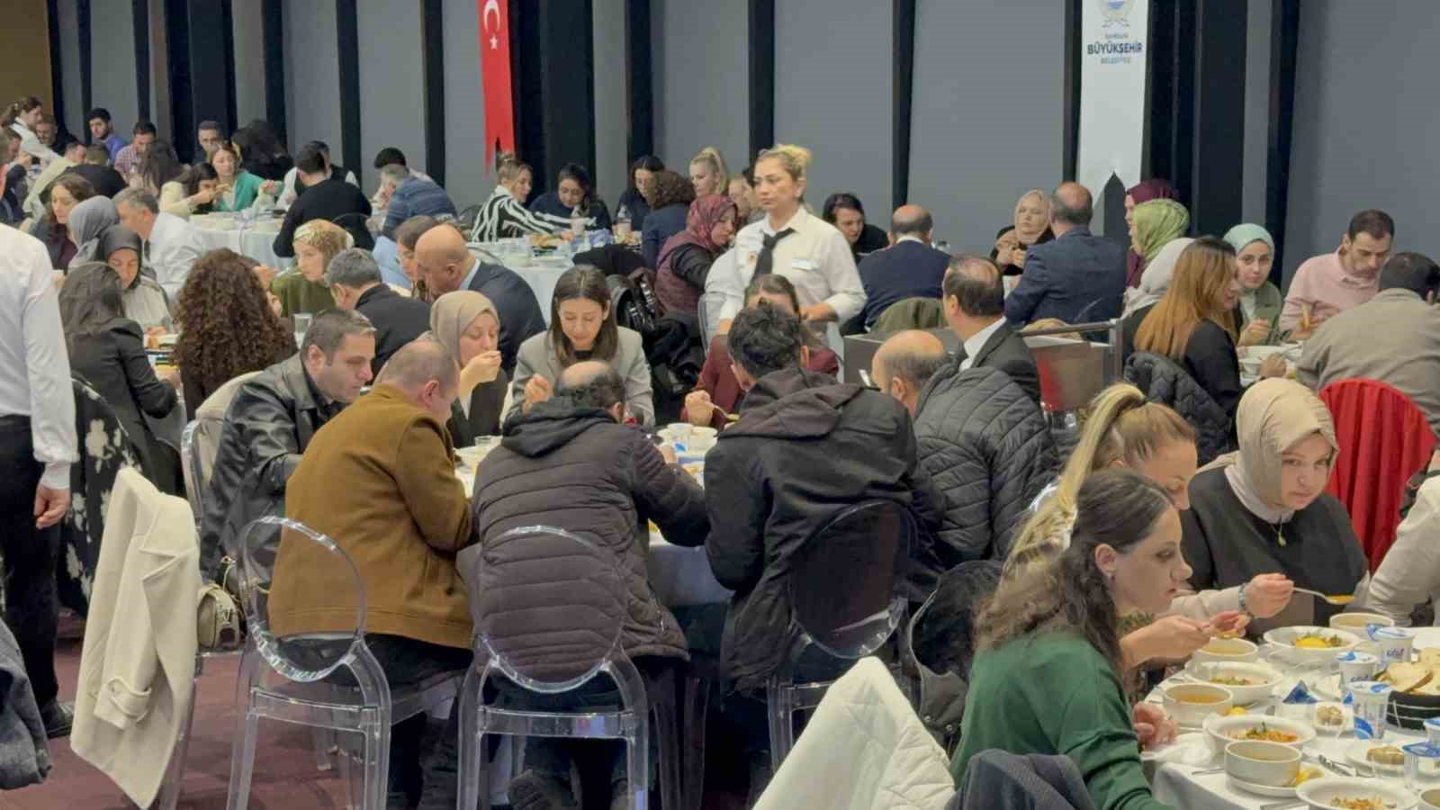 Samsun Adliyesi’nde 700 kişilik mesai kardeşliği iftarı

