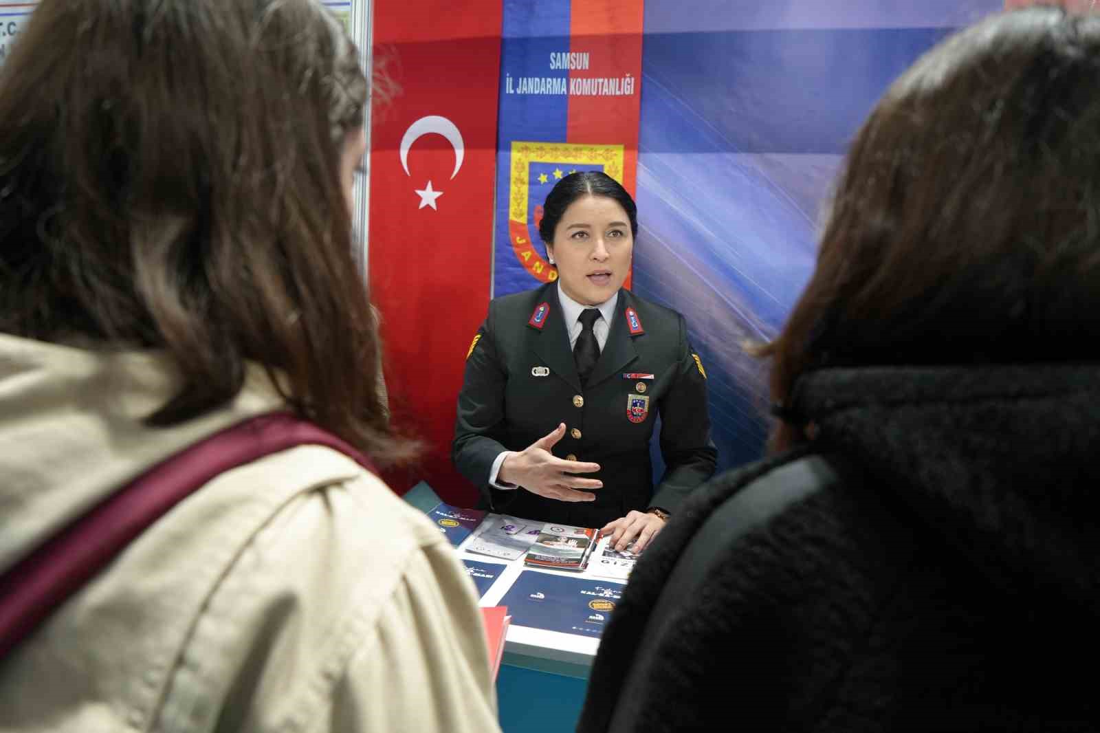 Samsun jandarmasından güven veren mesaj: "Şiddet ihbarlarına azami hassasiyetle müdahale ediyoruz"
