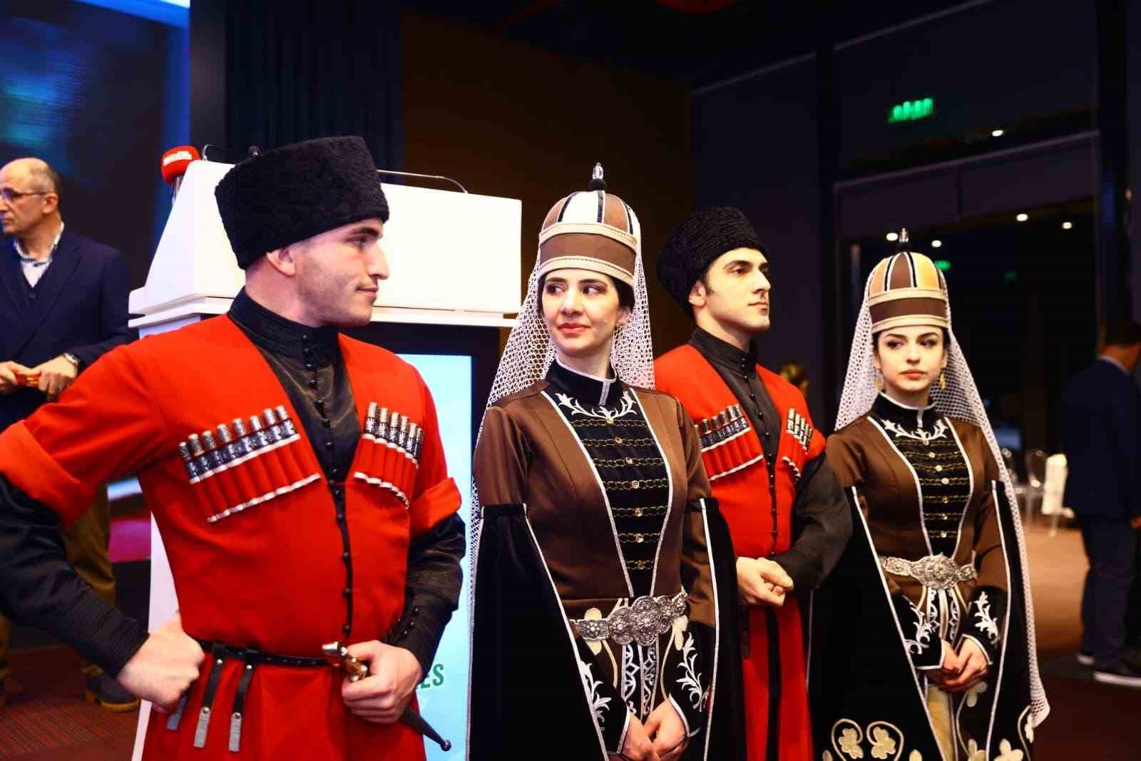 Samsun Kafkas Çerkes Vakfı’ndan iftar
Samsun Kafkas Çerkes Vakfı’ndan iftar