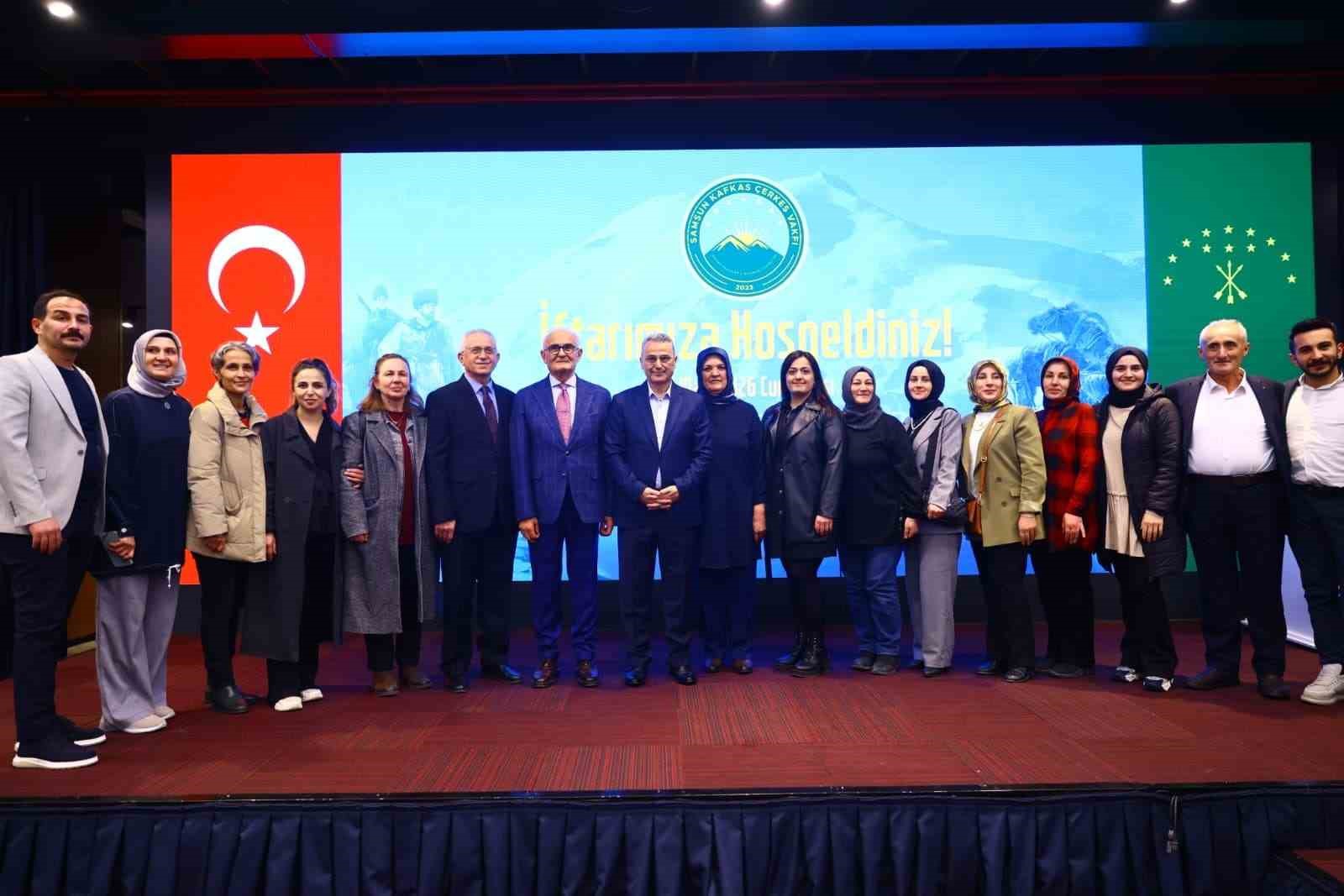 Samsun Kafkas Çerkes Vakfı’ndan iftar
Samsun Kafkas Çerkes Vakfı’ndan iftar