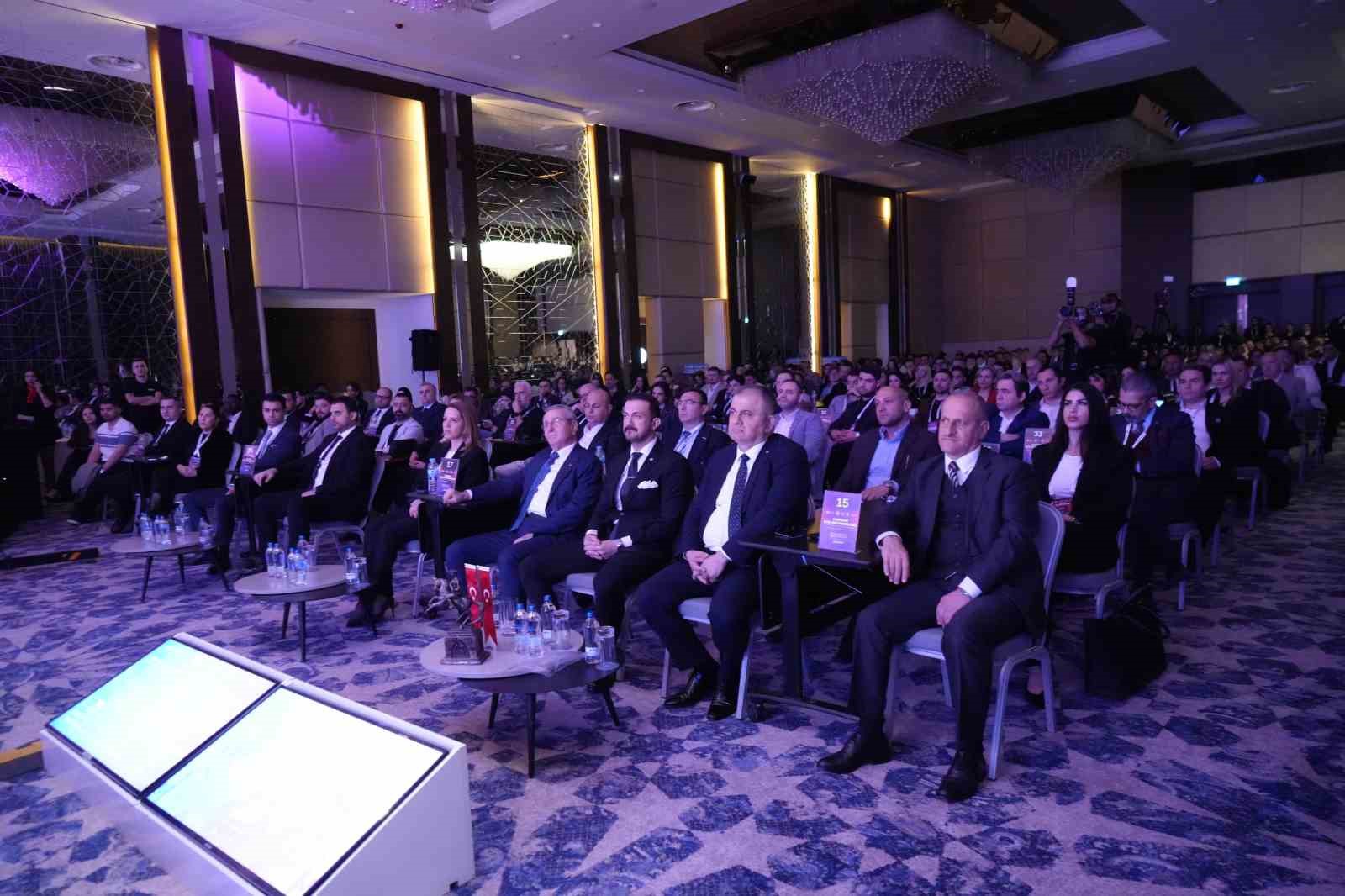 Samsun, Karadeniz’in en büyük iş dünyası buluşmasına ev sahipliği yaptı
