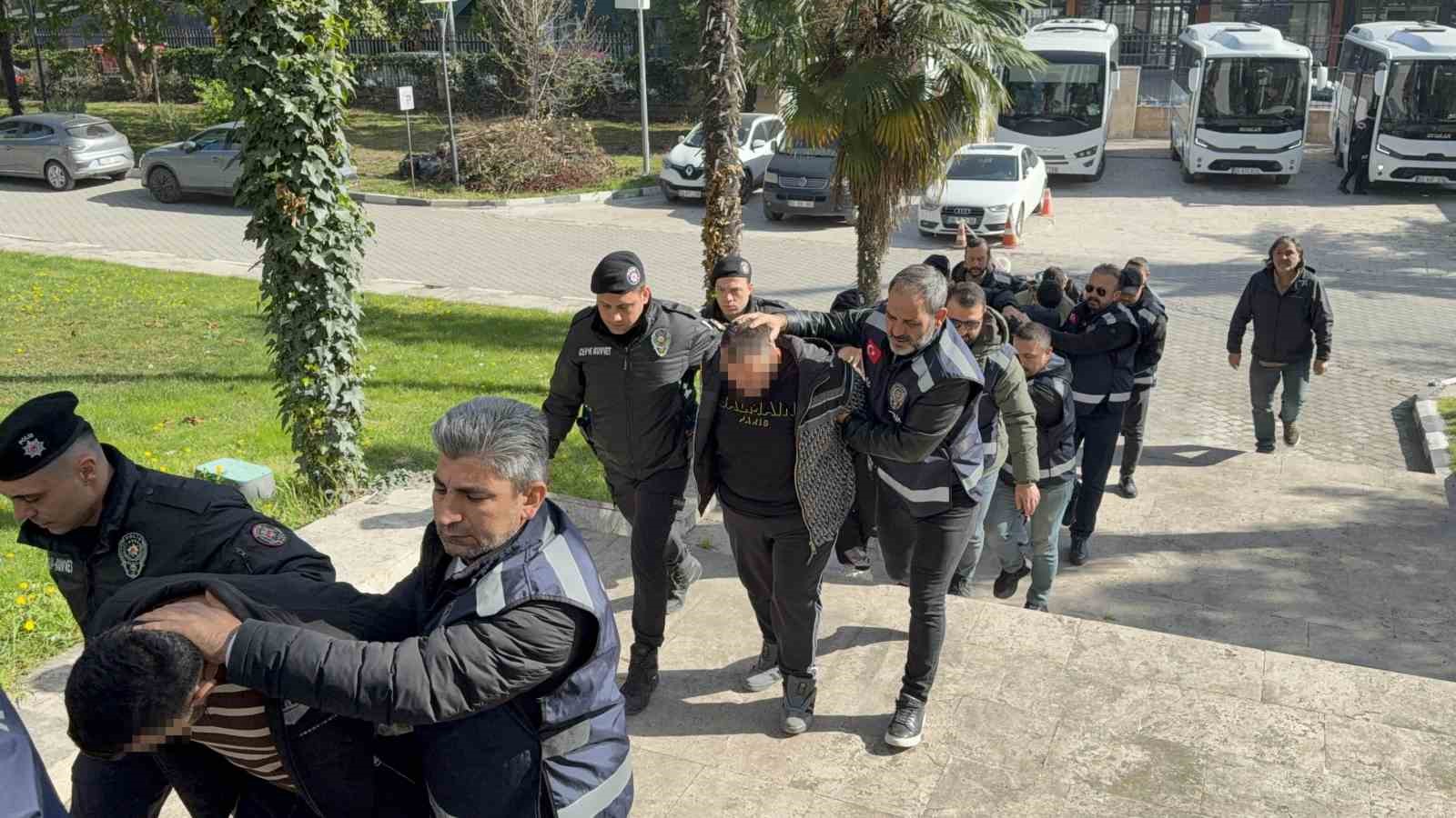 Samsun merkezli suç örgütü operasyonu: 25 gözaltı
