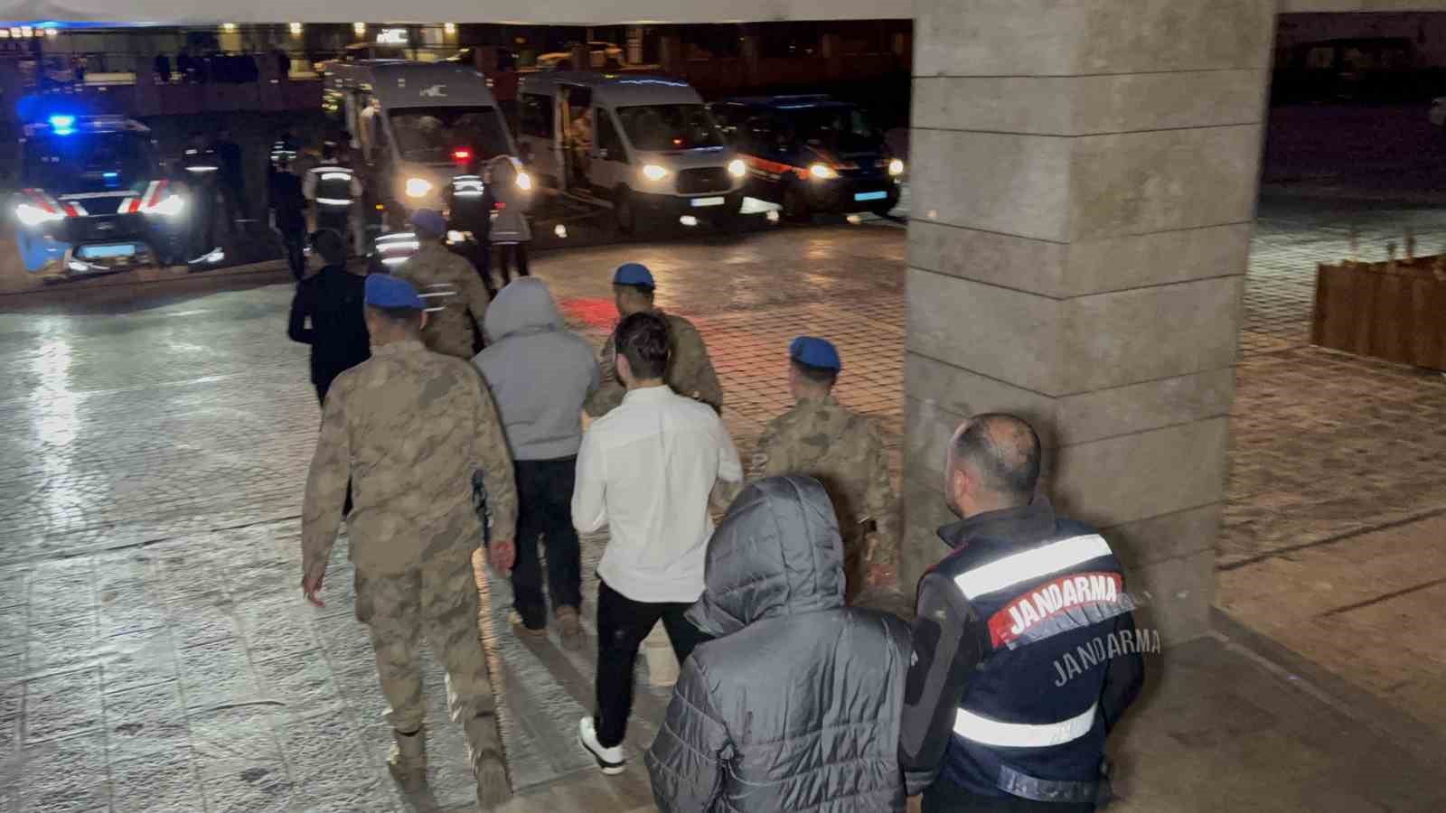 Samsun merkezli yasa dışı bahis operasyonunda 12 kişi tutuklandı
