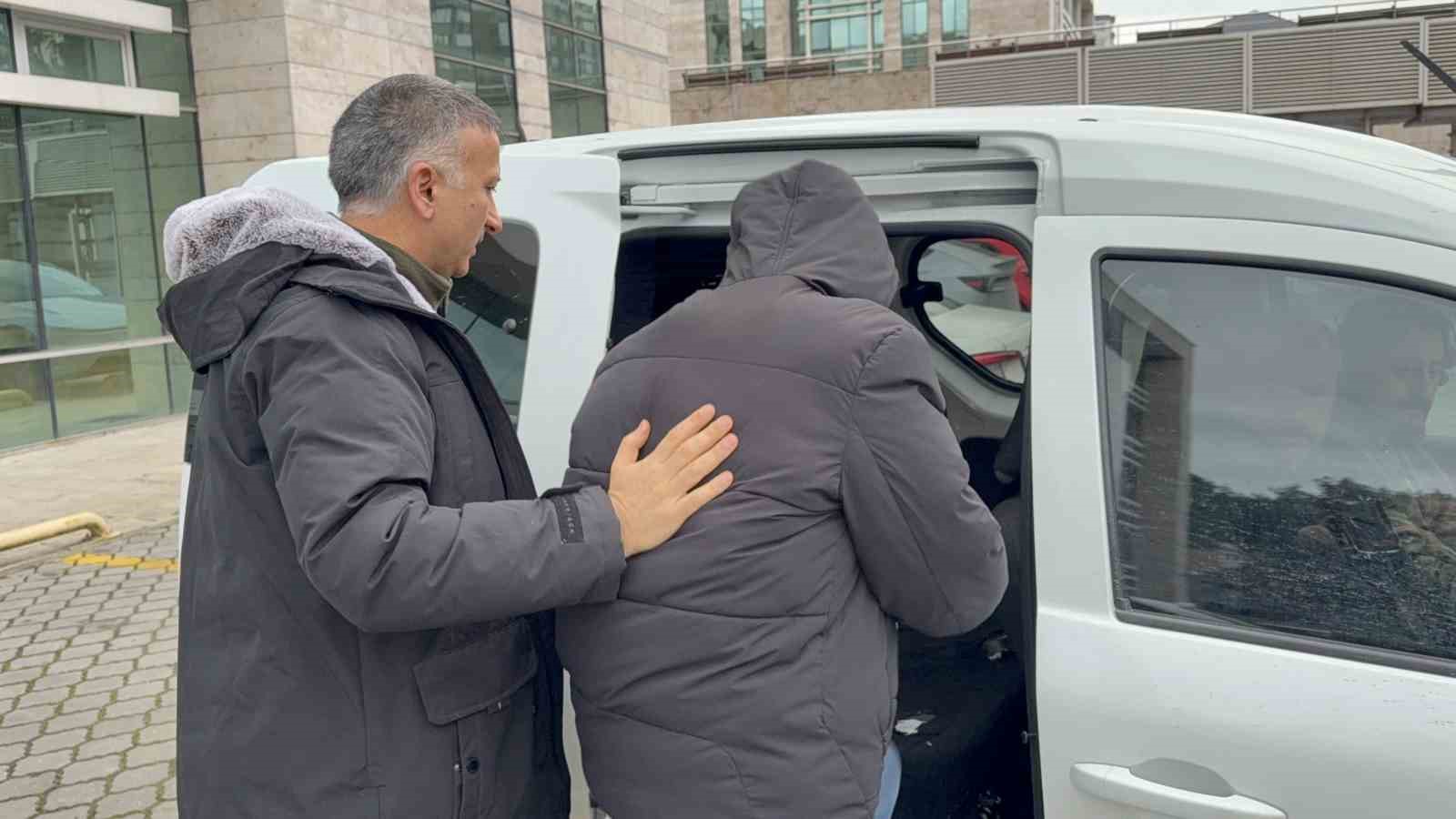 Samsun’da 1 kişiyi bıçaklayan çocuğa ev hapsi
