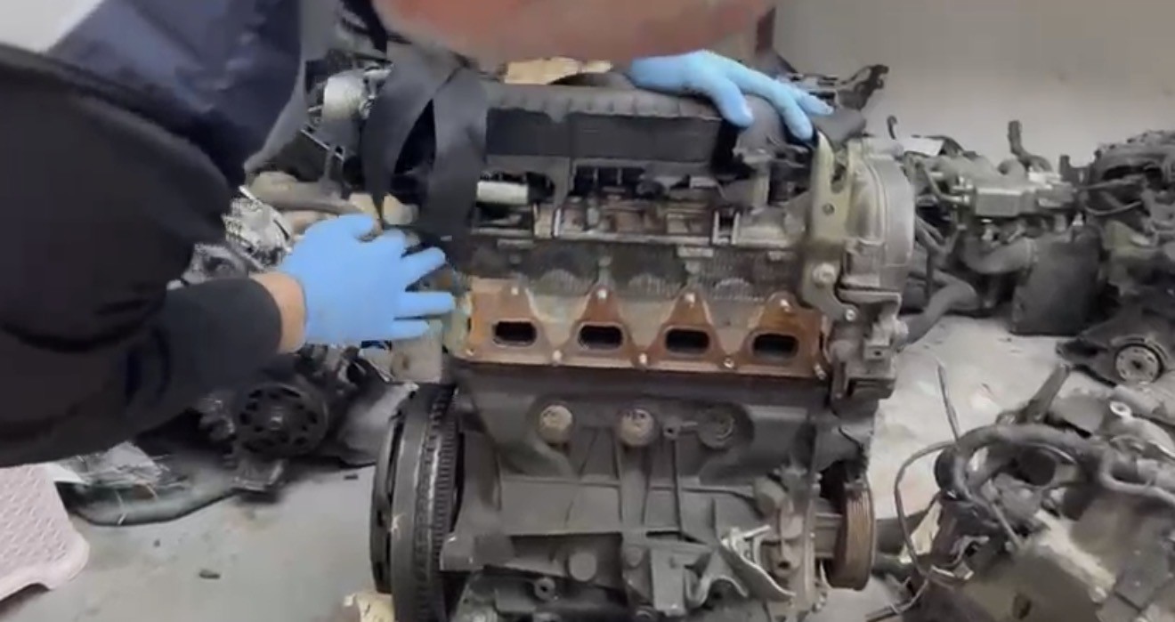 Samsun’da 13 gümrük kaçağı otomobil motoru ele geçirildi
