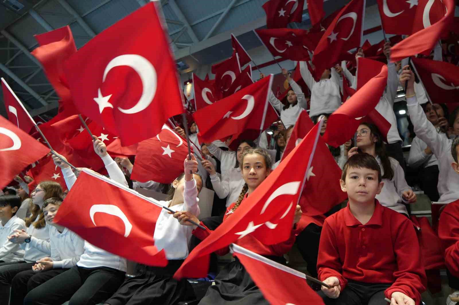 Samsun’da 23 Nisan, dünya çocuklarıyla kutlandı
