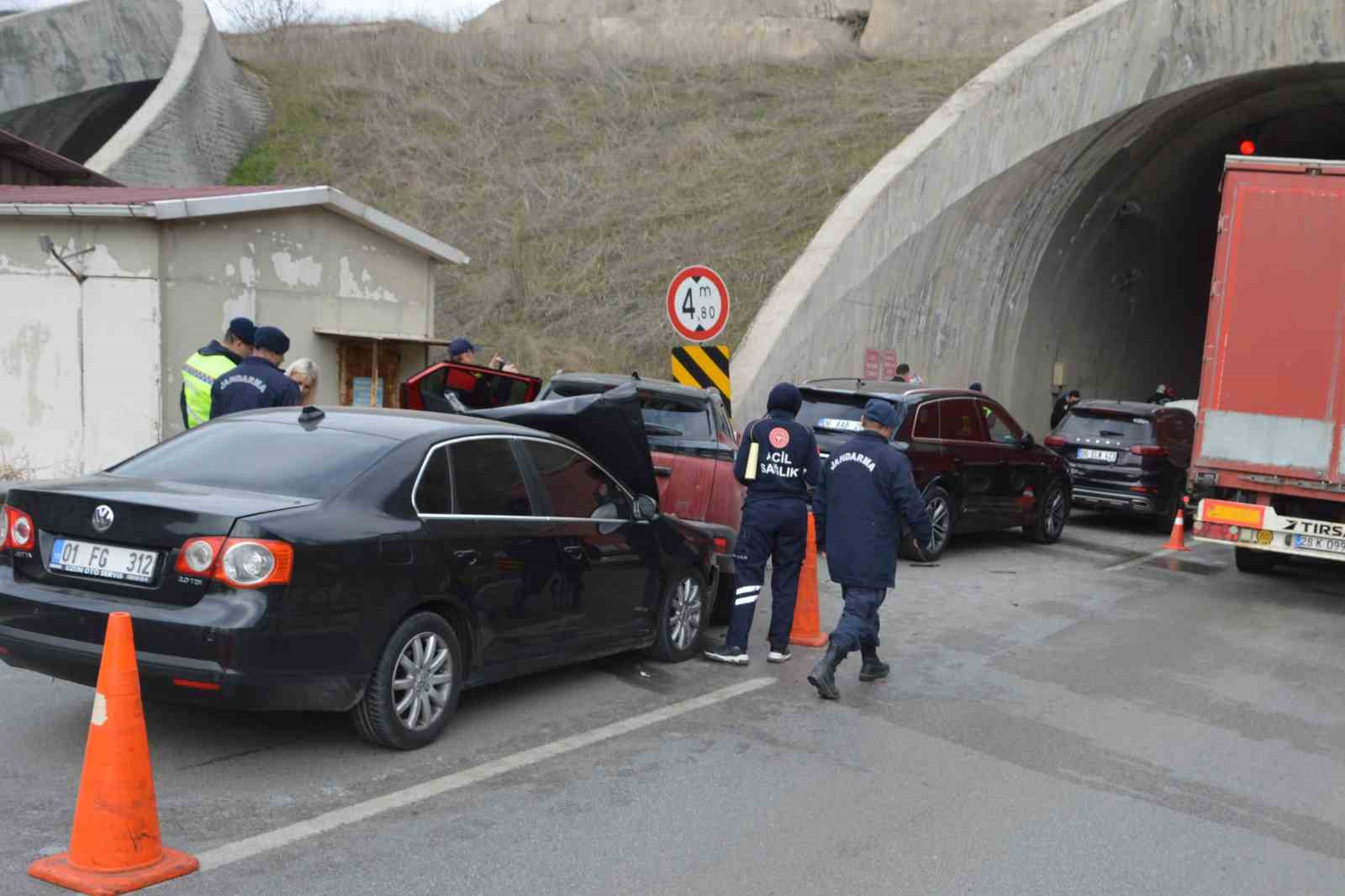Samsun’da 6 aracın karıştığı zincirleme kaza: 1 yaralı

