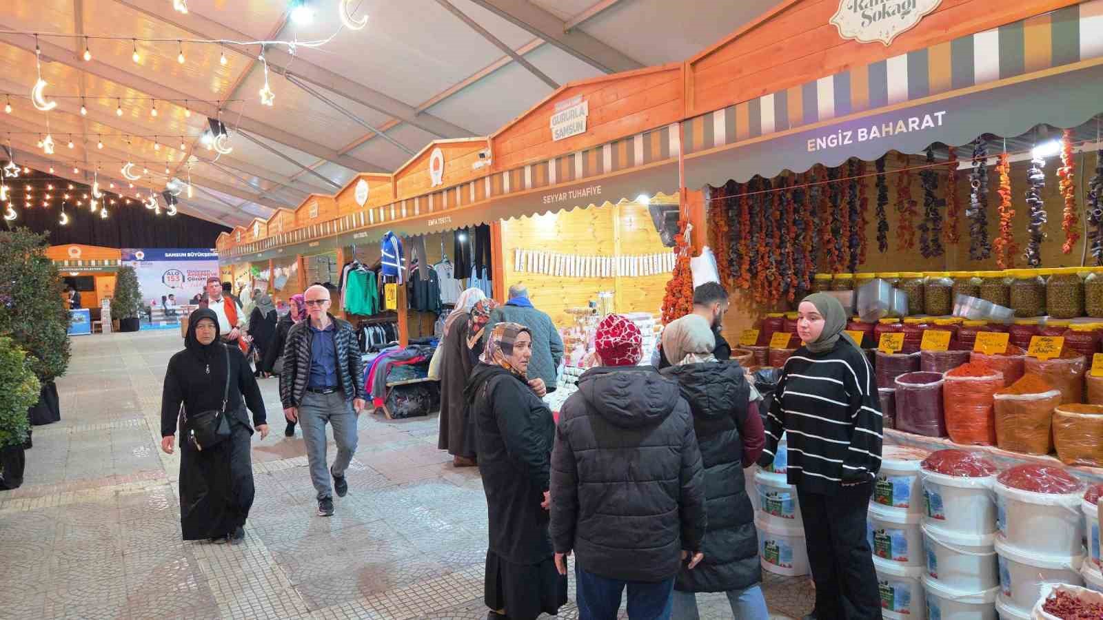 Samsun’da 7’den 70’e herkese hitap eden Ramazan Sokağı
