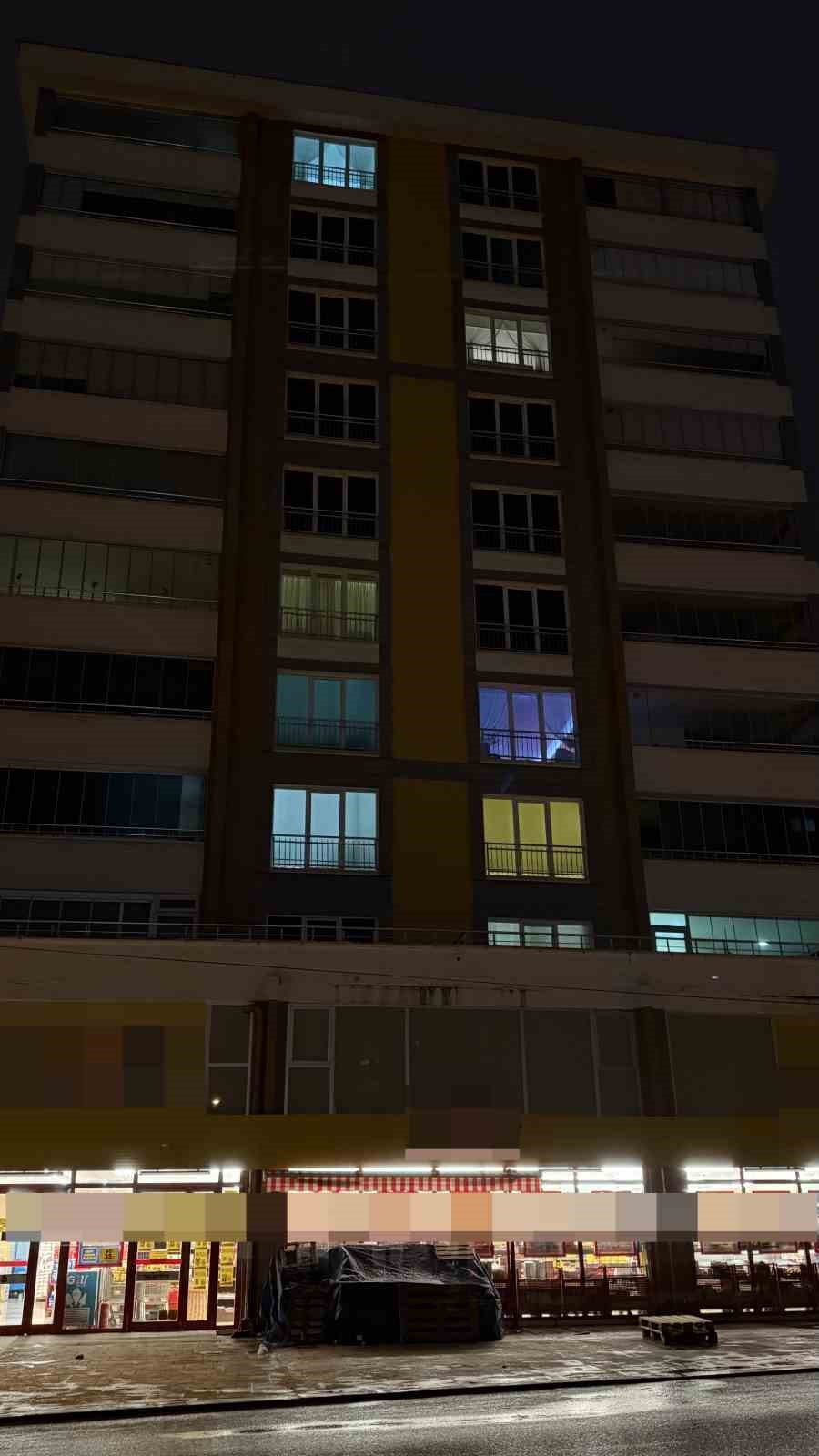 Samsun’da 9. kattan 2. kata düşen öğretmen hayatını kaybetti
