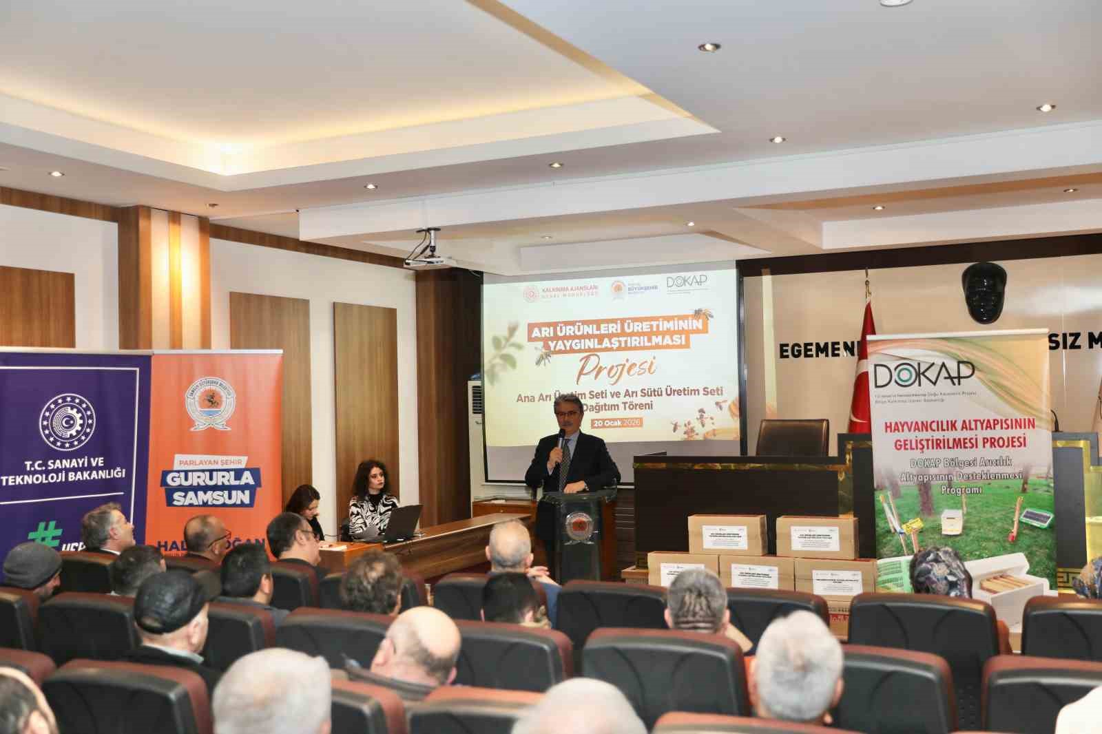 Samsun’da arıcılara üretim seti desteği
