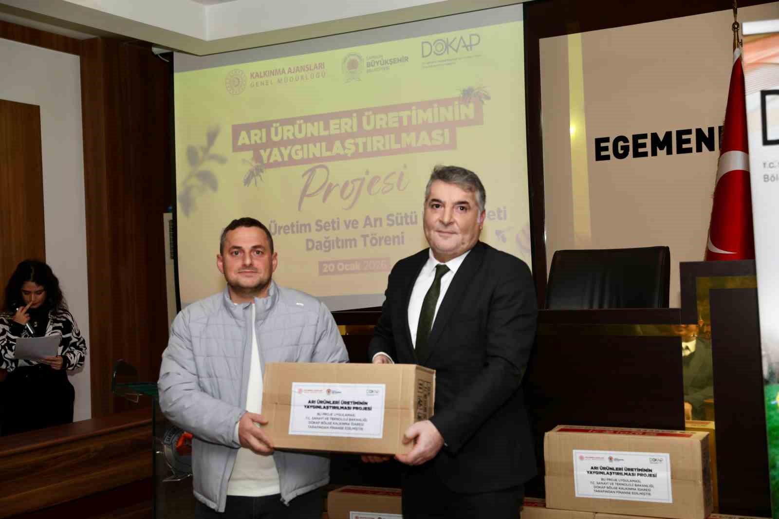 Samsun’da arıcılara üretim seti desteği
