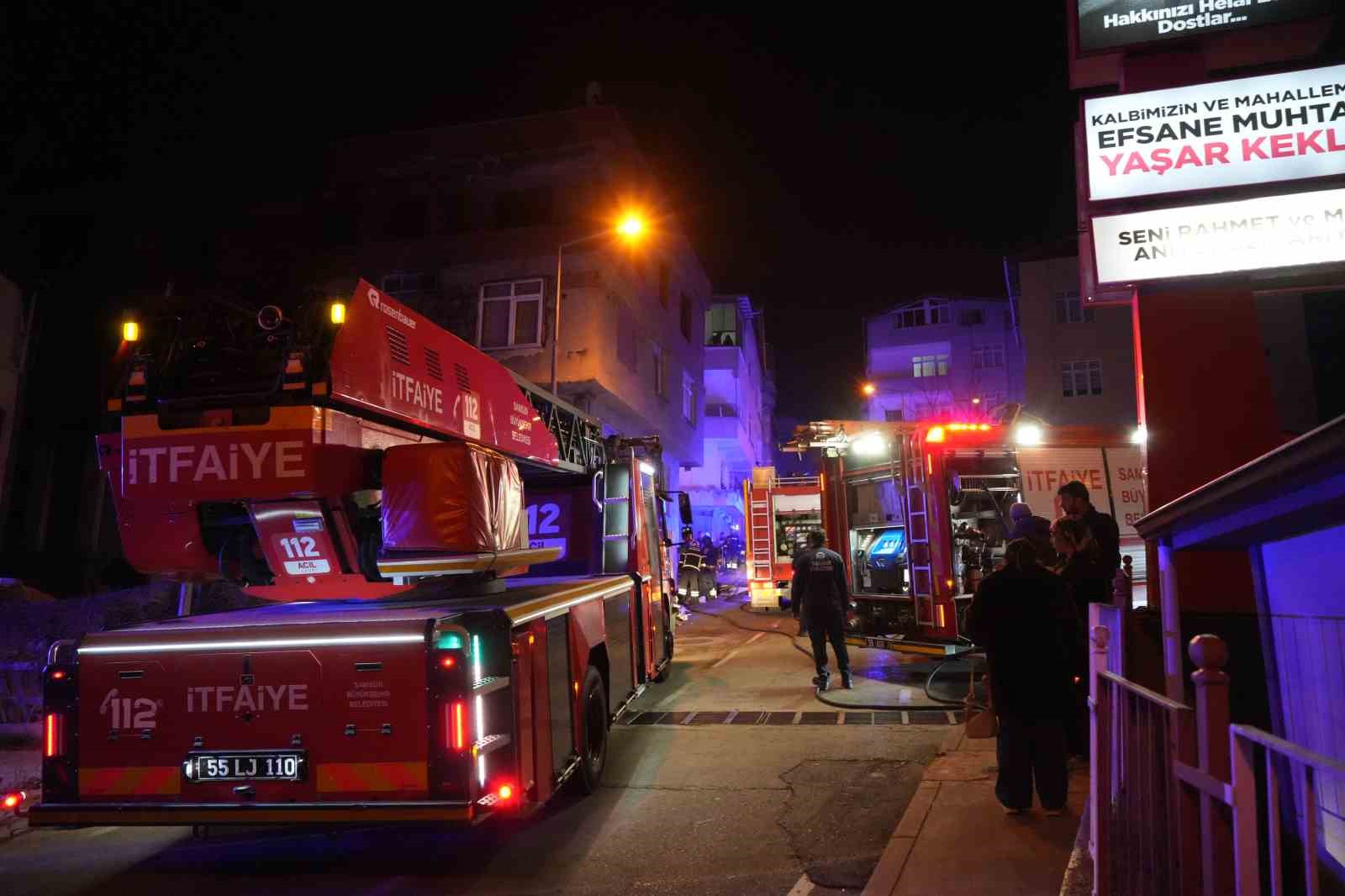 Samsun’da bina yangınında can pazarı: 8 kişi dumandan etkilendi
