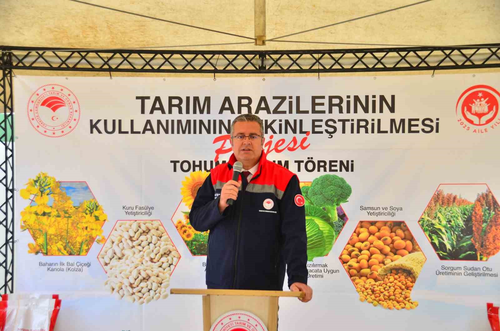 Samsun’da çiftçilere sorgum sudan tohumu dağıtıldı
