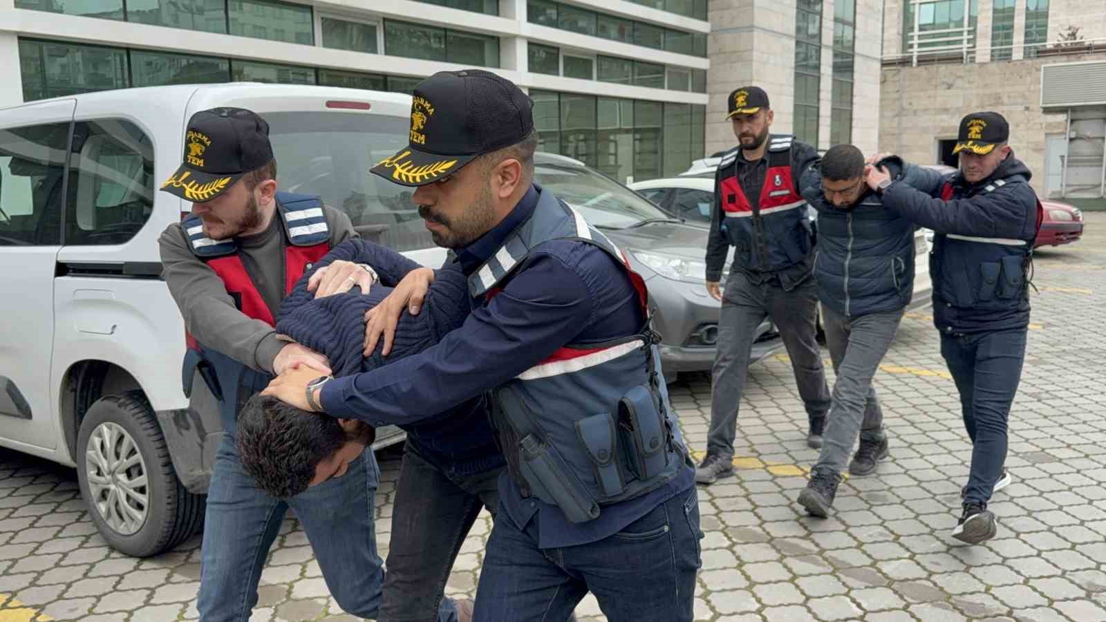 Samsun’da DEAŞ şüphelilerine şafak baskını: Yabancı uyruklu 2 gözaltı
