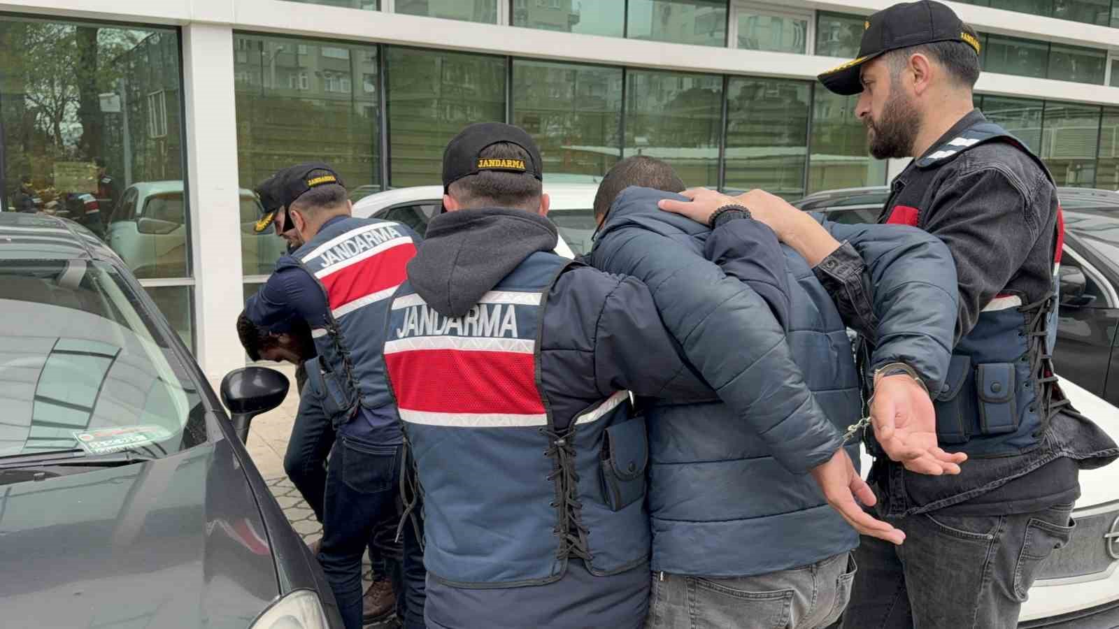 Samsun’da DEAŞ şüphelilerine şafak baskını: Yabancı uyruklu 2 gözaltı
