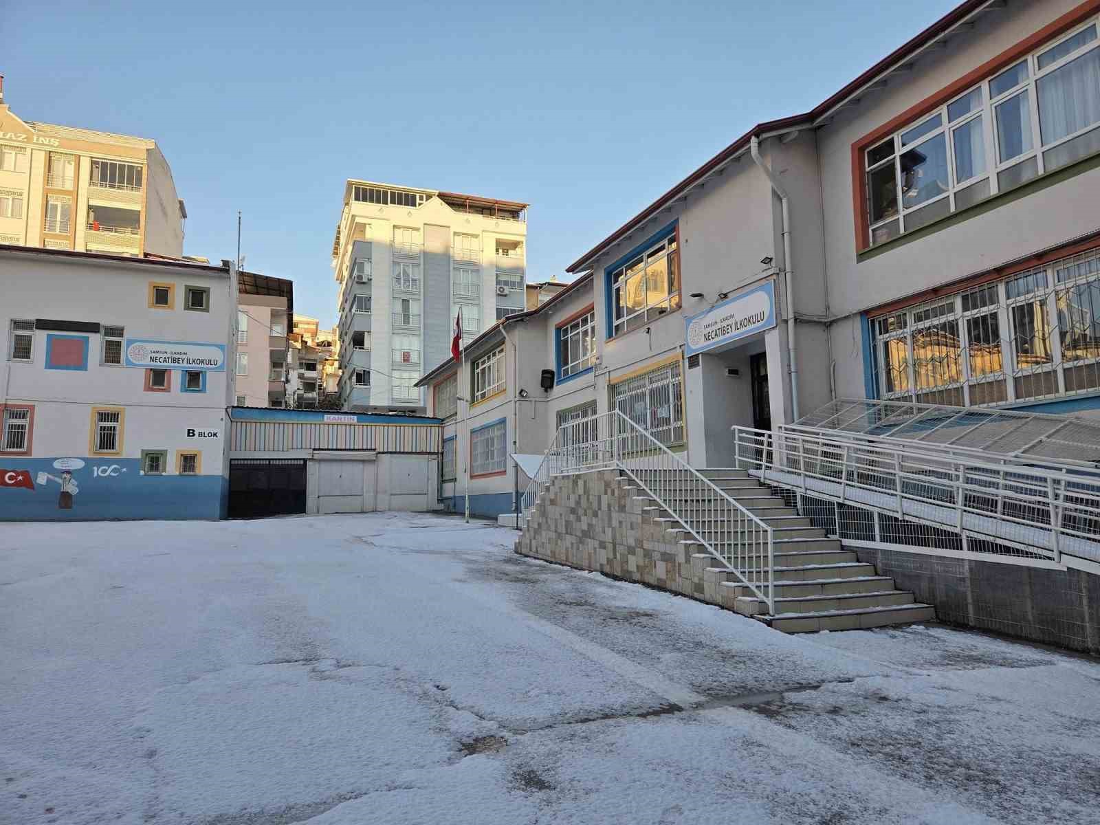 Samsun’da eğitime 1 gün ara verildi
