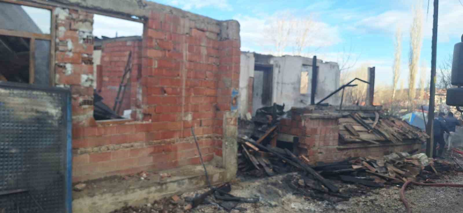 Samsun’da ev yangını: 2 ölü
