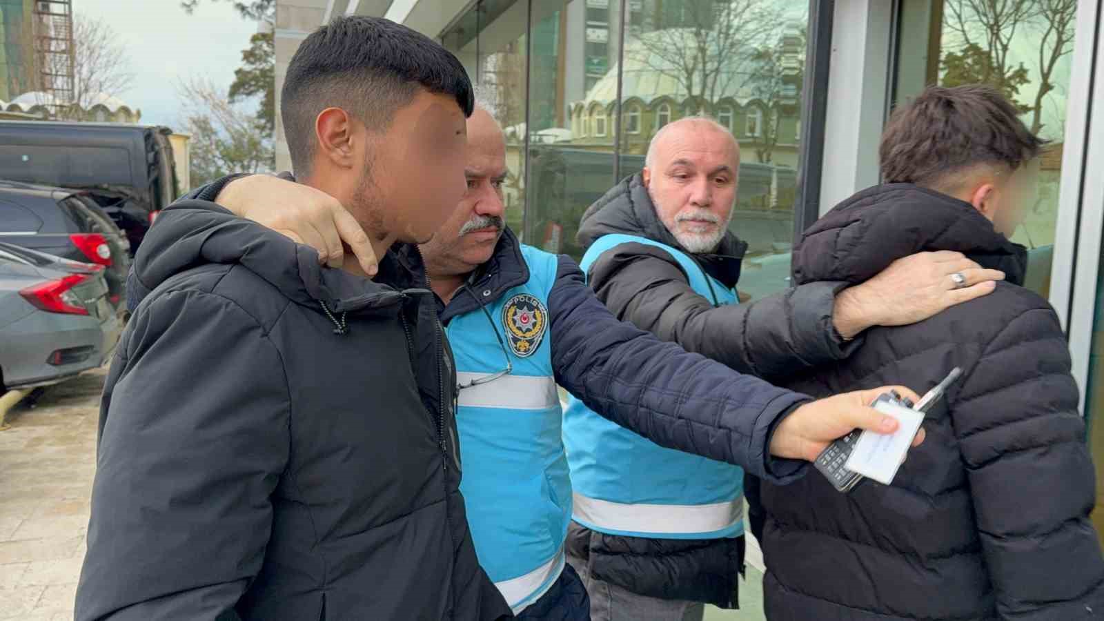 Samsun’da fırında 2 kişiyi bıçaklayan çocuklar adliyeye sevk edildi
