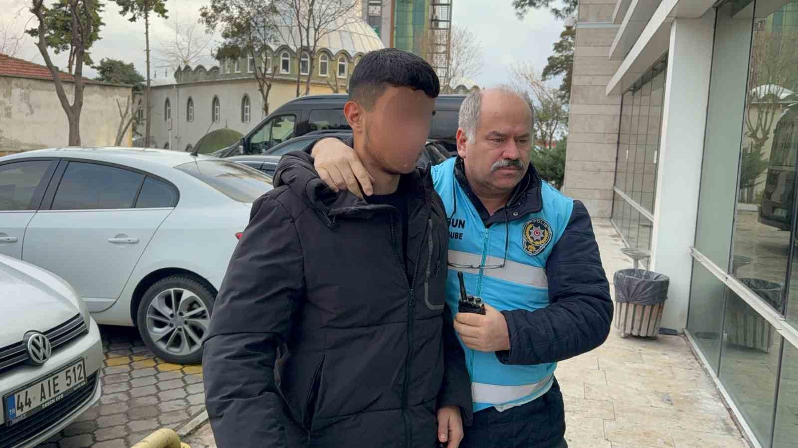Samsun’da fırında 2 kişiyi bıçaklayan çocuklar adliyeye sevk edildi
