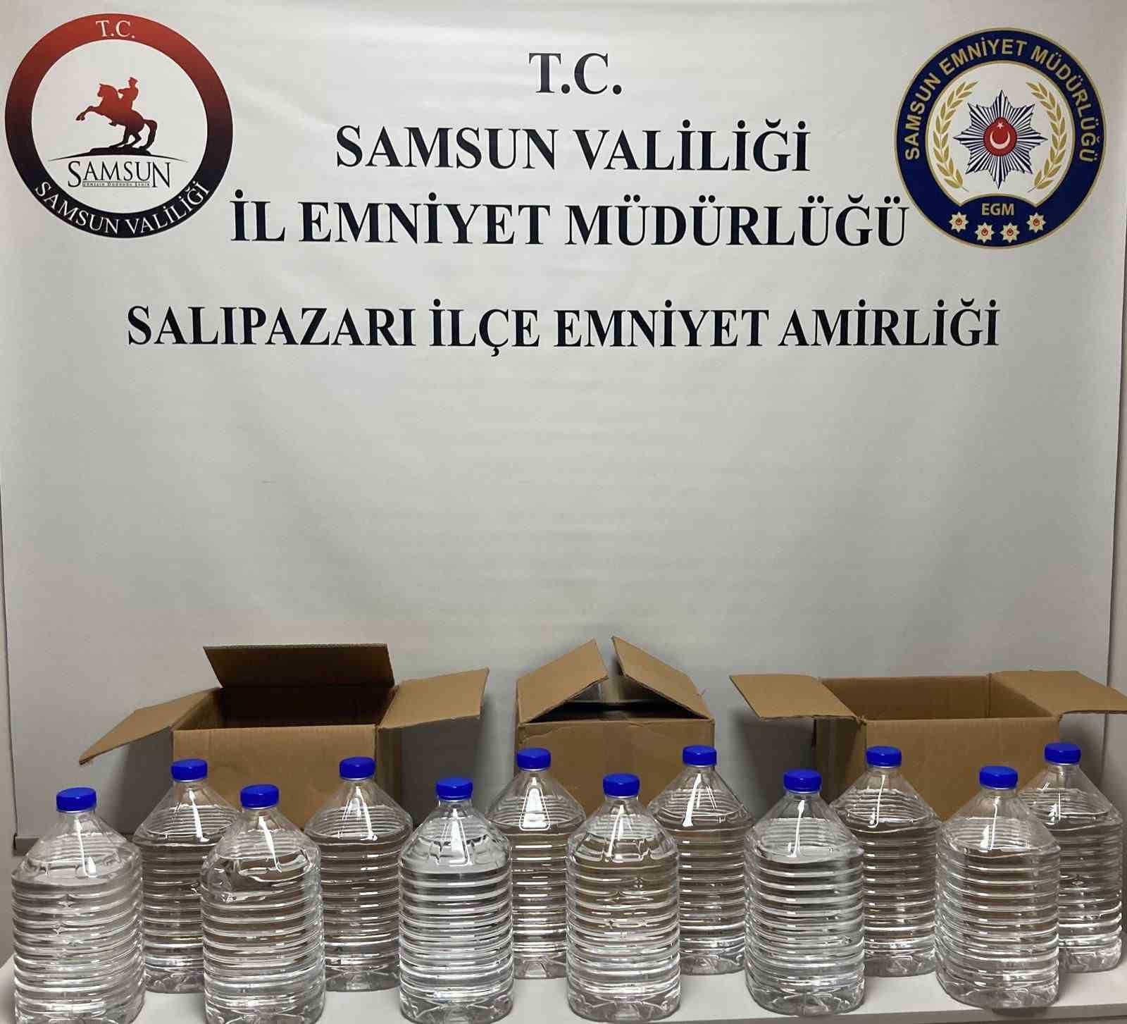 Samsun’da kaçak alkol operasyonu: 60 litre etil alkol ele geçirildi
