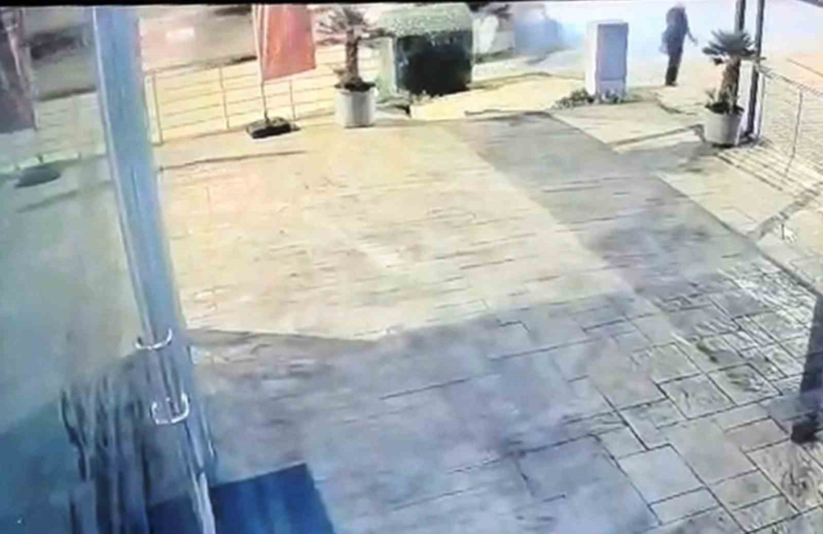 Samsun’da kamyonetin çarptığı adam 16 metre savruldu: 10 gündür komada
