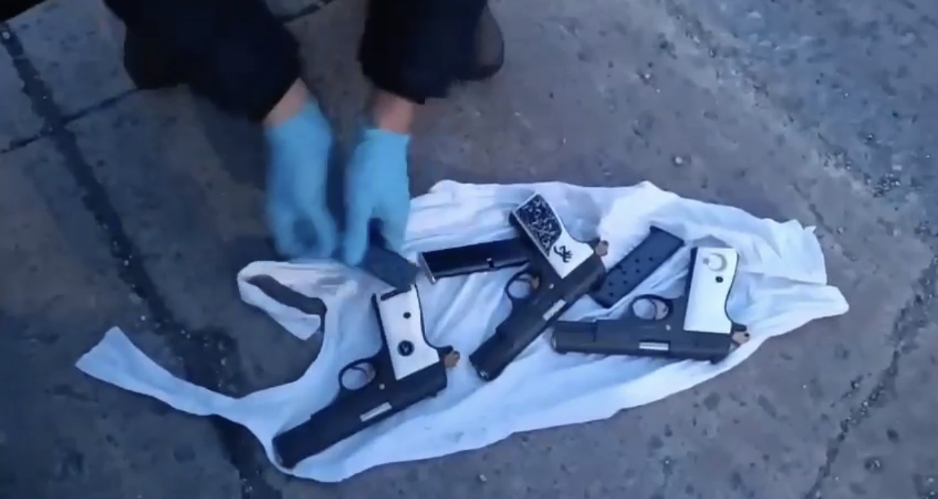 Samsun’da şüpheli araçtan 3 adet ruhsatsız tabanca ele geçirildi
