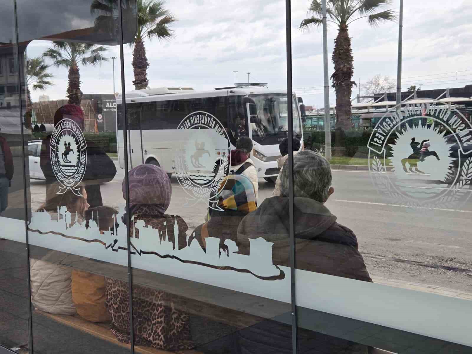 Samsun’da toplu taşımada yeni tarifeler yürürlüğe girdi
Samsun’da toplu taşımada yeni tarifeler yürürlüğe girdi