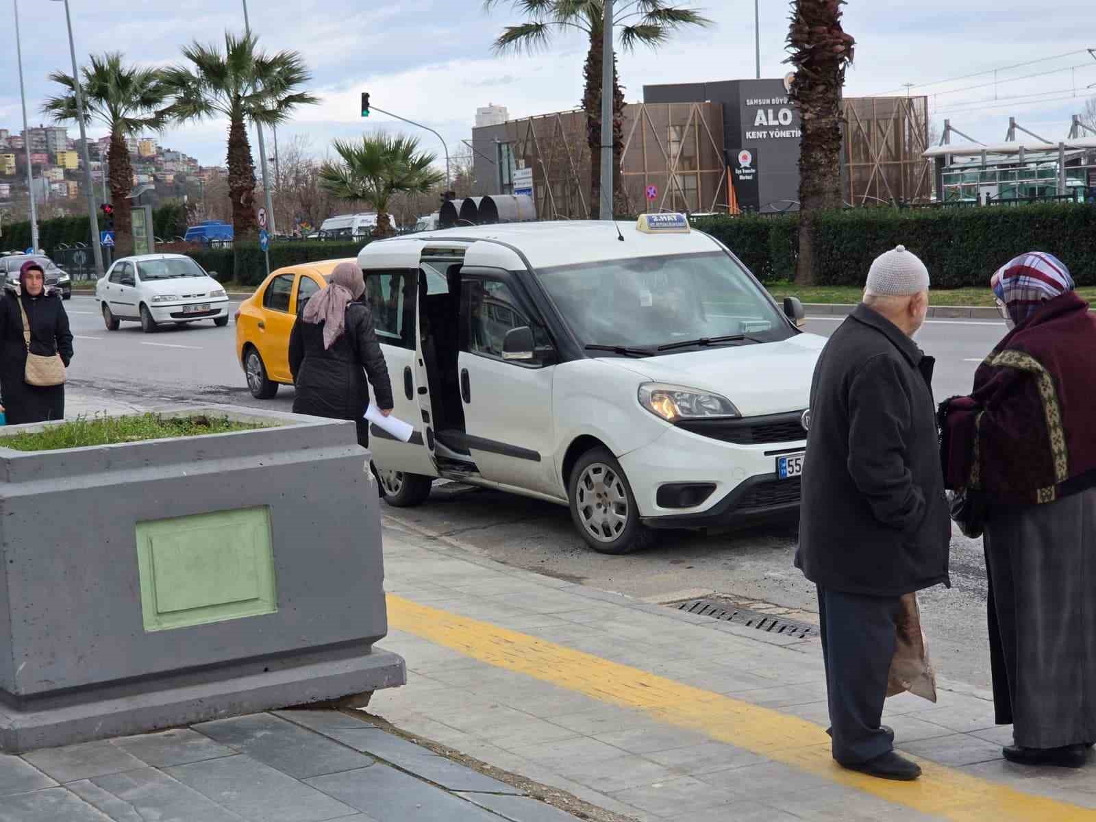 Samsun’da toplu taşımada yeni tarifeler yürürlüğe girdi
Samsun’da toplu taşımada yeni tarifeler yürürlüğe girdi