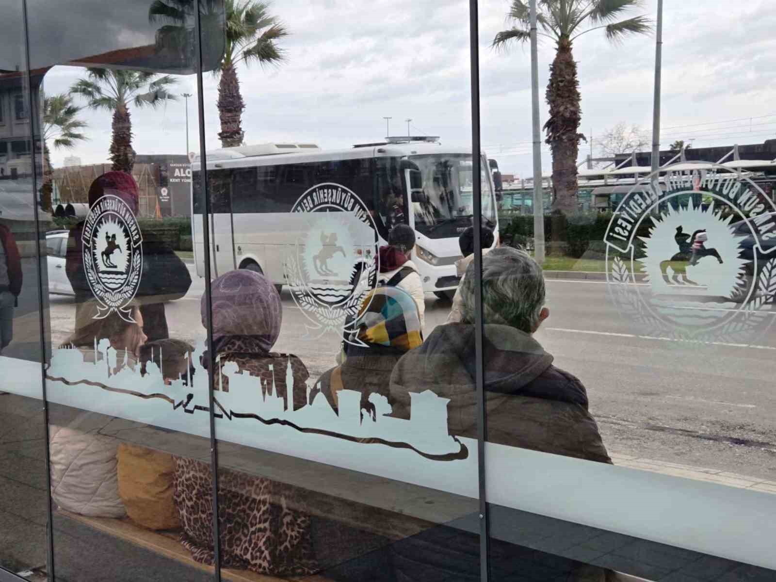 Samsun’da toplu ulaşım fiyat tarifesi güncellendi
Samsun’da toplu ulaşım fiyat tarifesi güncellendi