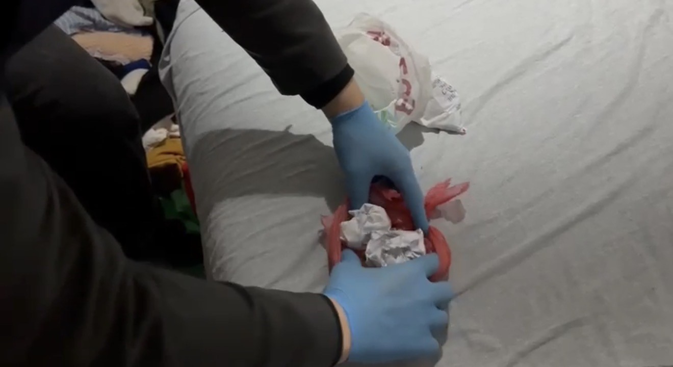 Samsun’da yatak odasında ve araçta uyuşturucu ele geçirildi
