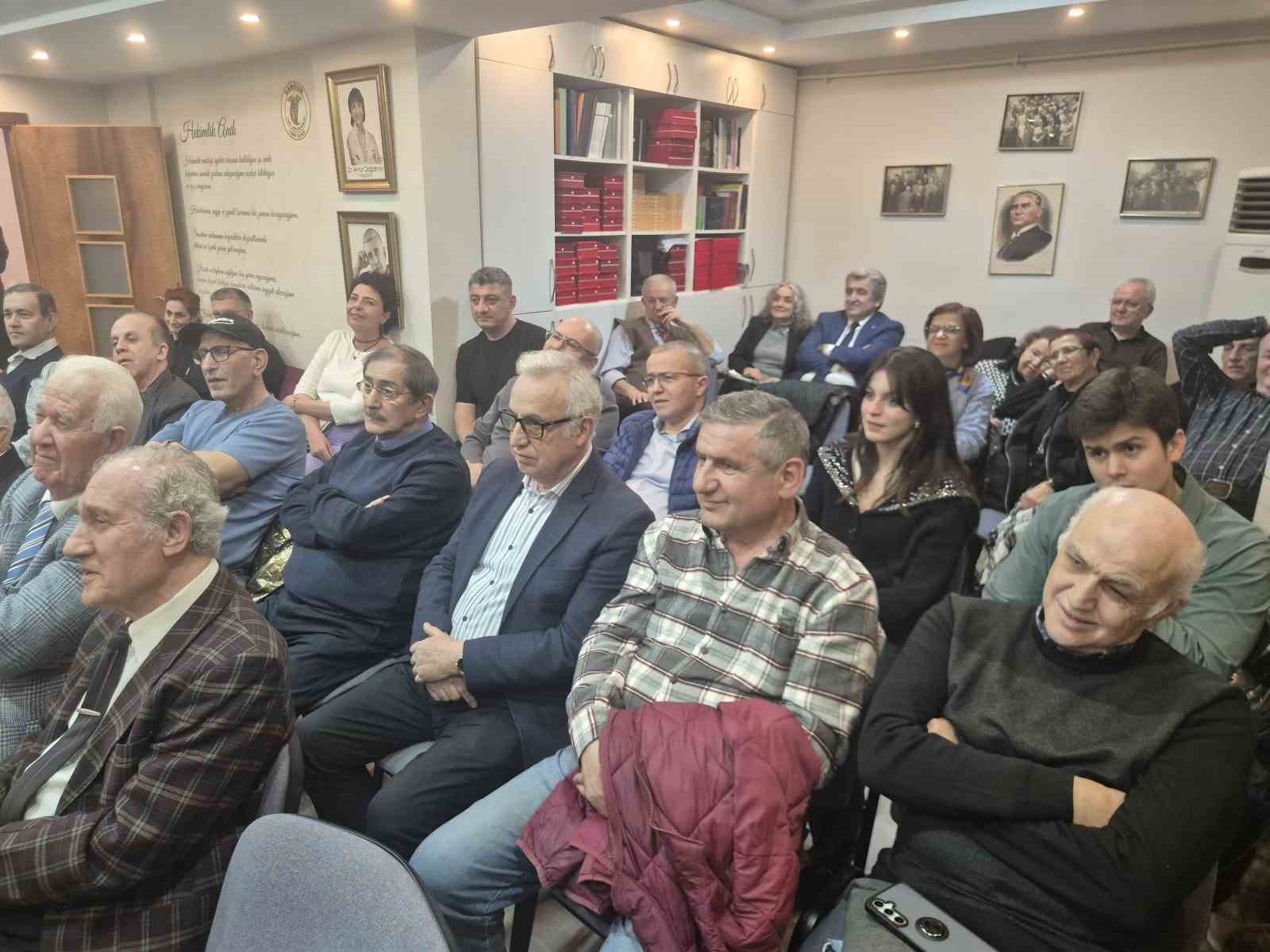 Samsun’da yeni ‘Şeyh-ül Etibba’ belli oldu
Samsun’da yeni ‘Şeyh-ül Etibba’ belli oldu