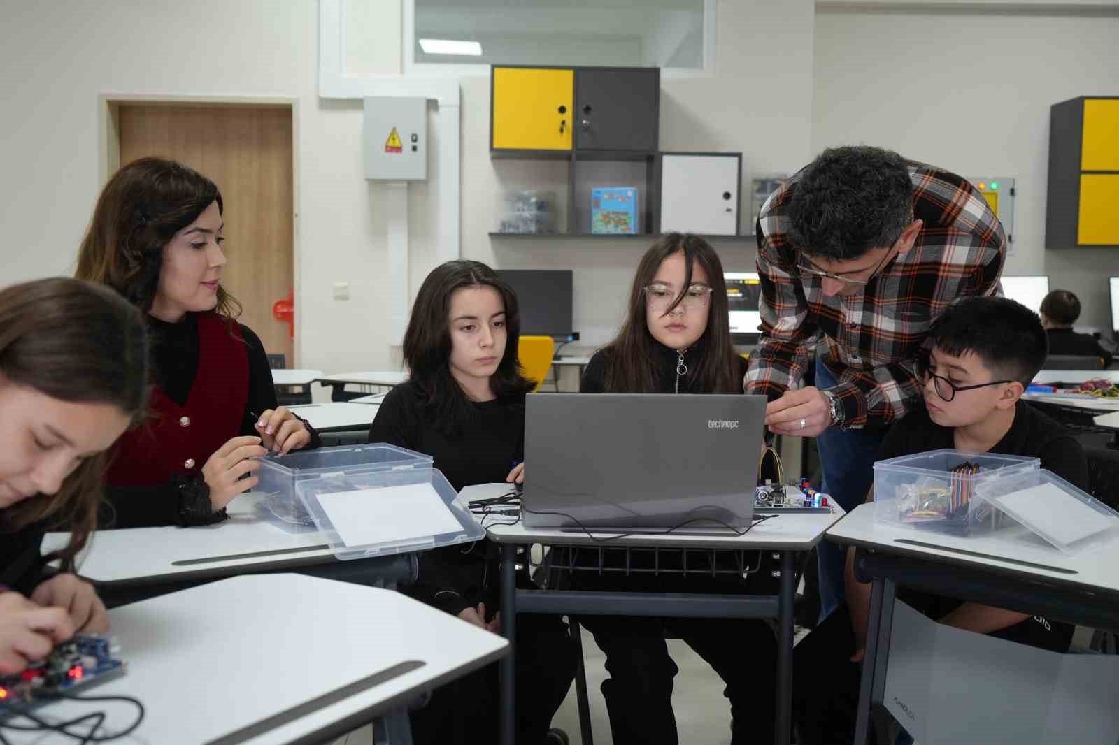 Samsun’da yenilikçi sınıf dönemi: Maarif modeliyle eğitimde yeni vizyon
