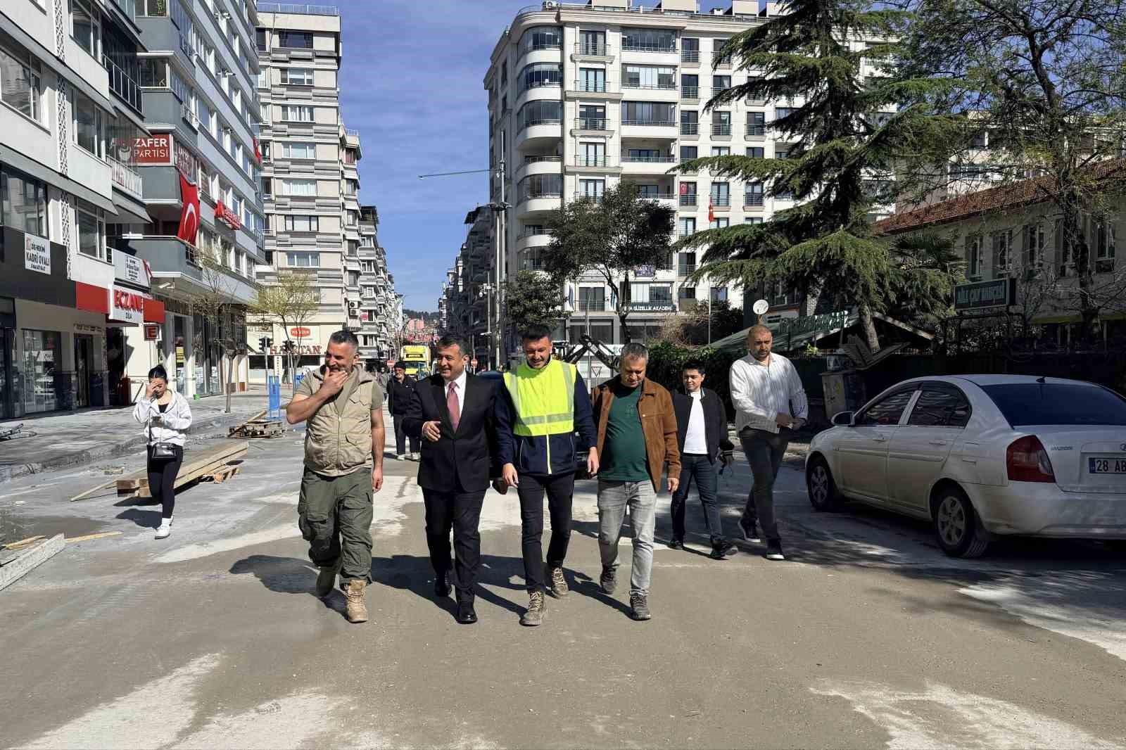Samsun’da yol ve kaldırımlar yenileniyor

