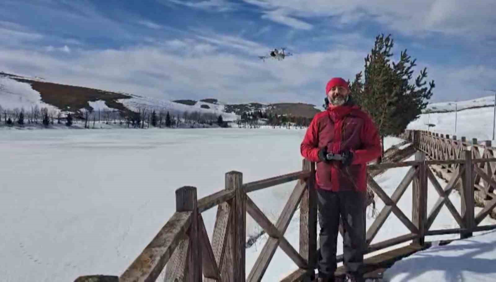 Samsunlu doğa fotoğrafçısı doktor donmuş gölün üzerinde kamp yaptı
