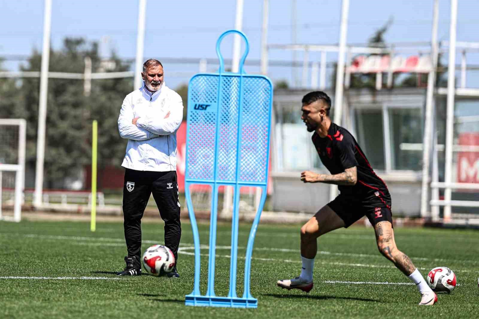 Samsunspor, ara vermeden Alanyaspor hazırlıklarına başladı
