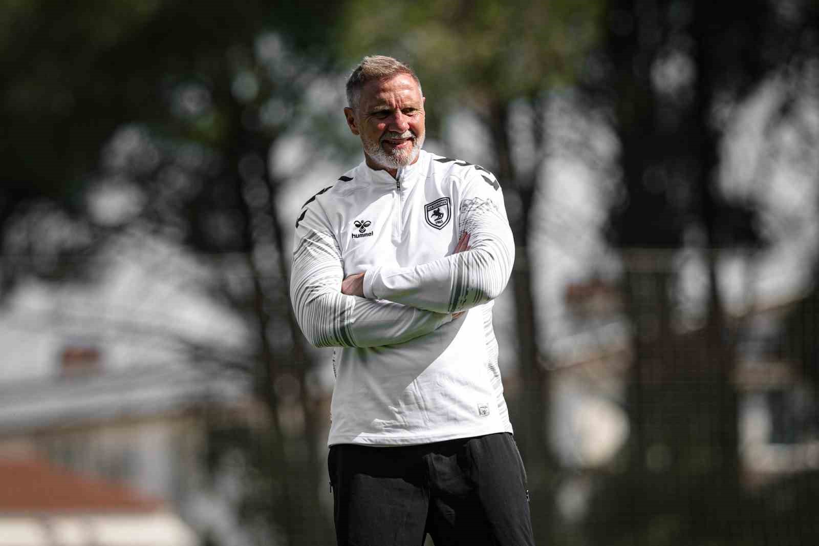 Samsunspor, Fenerbahçe deplasmanında puan peşinde
