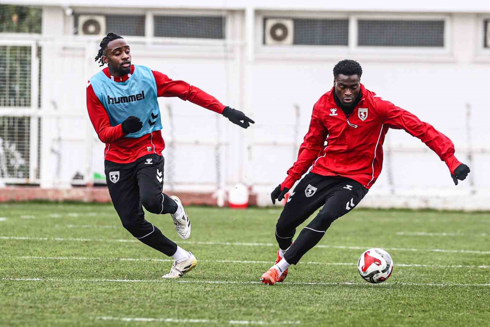 Samsunspor, Kocaelispor maçıyla kötü gidişe "dur" demek istiyor
