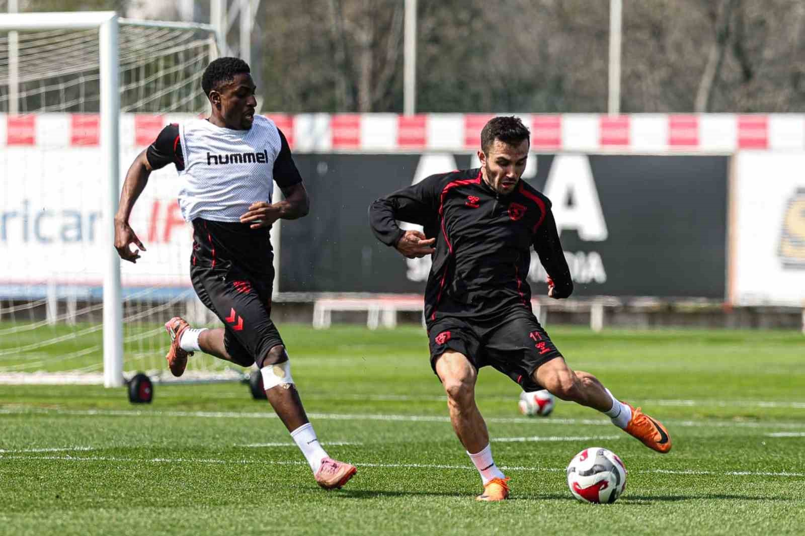 Samsunspor, Konyaspor maçı hazırlıklarına devam ediyor
