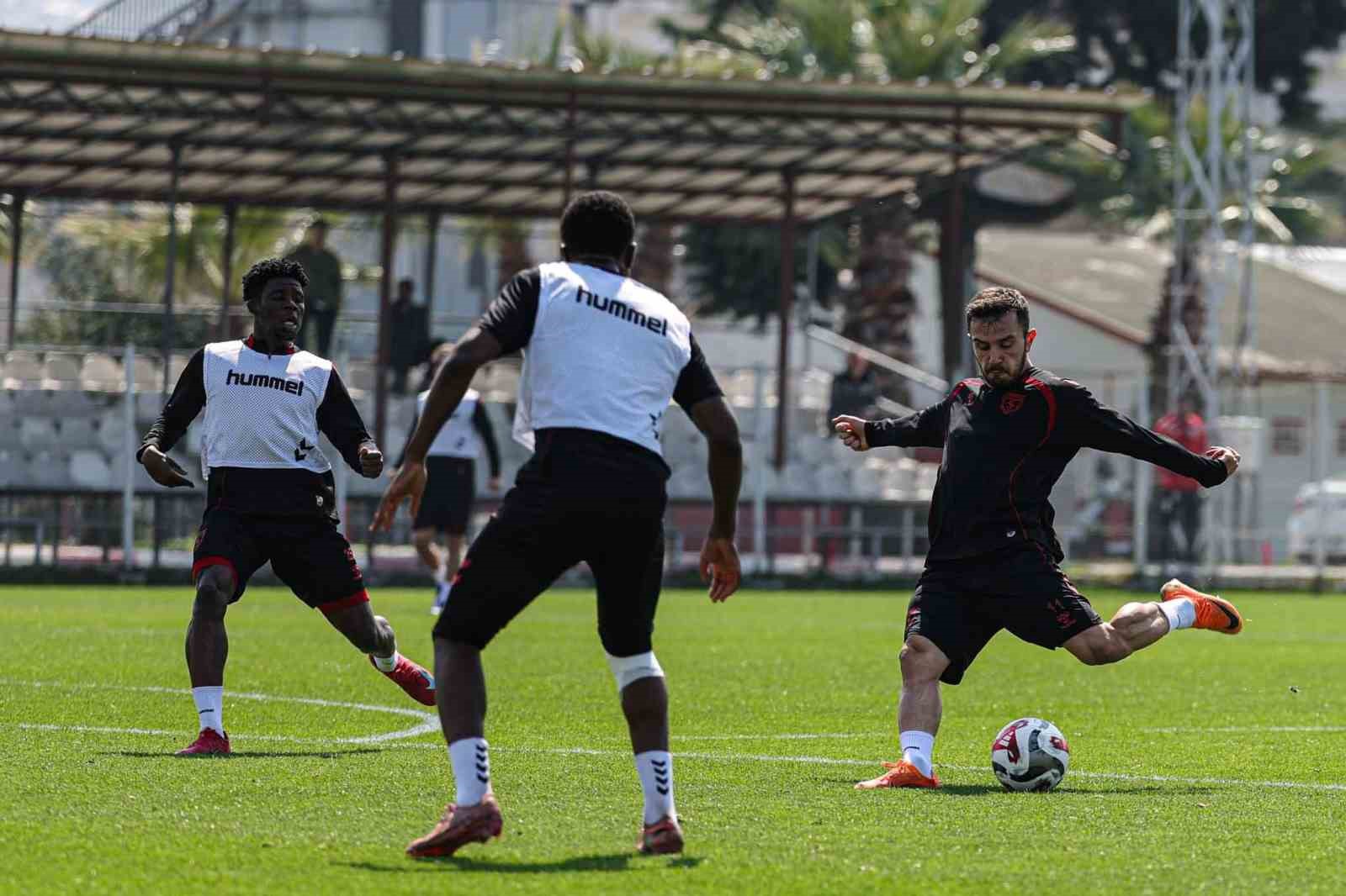 Samsunspor, Konyaspor maçı hazırlıklarına devam ediyor
