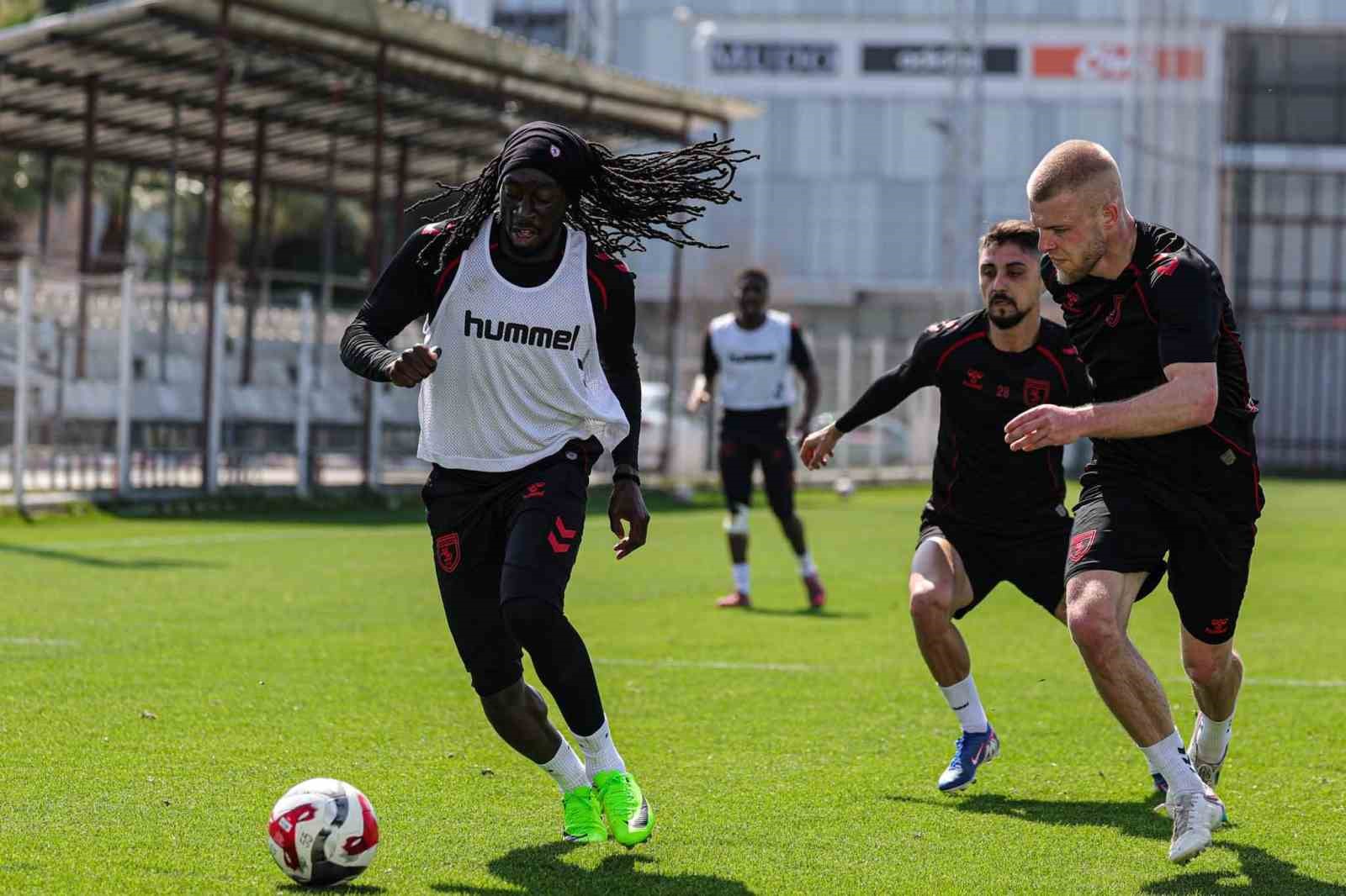 Samsunspor, Konyaspor maçı hazırlıklarına devam ediyor
