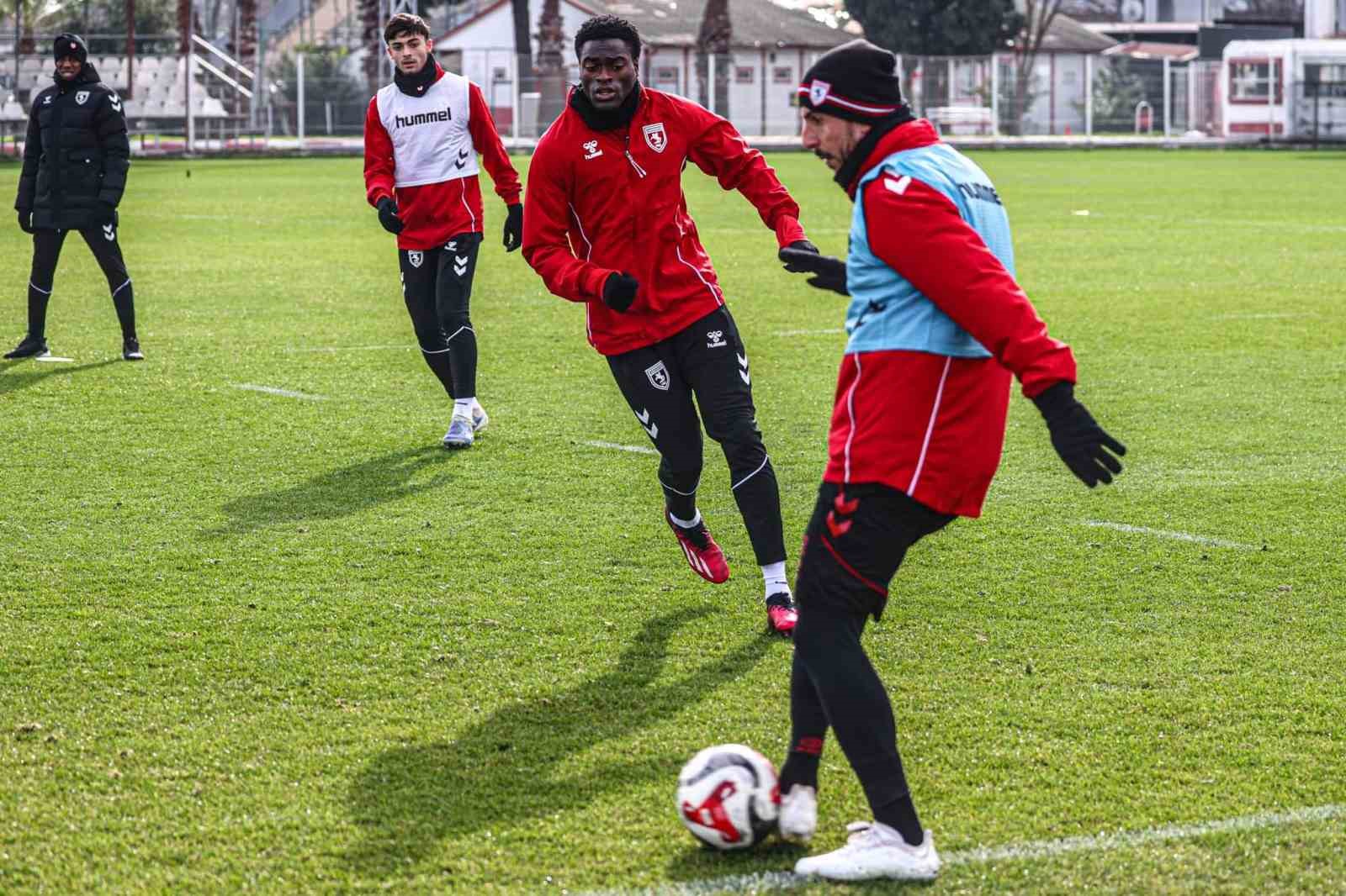 Samsunspor’da, Gençlerbirliği maçının hazırlıkları başladı
