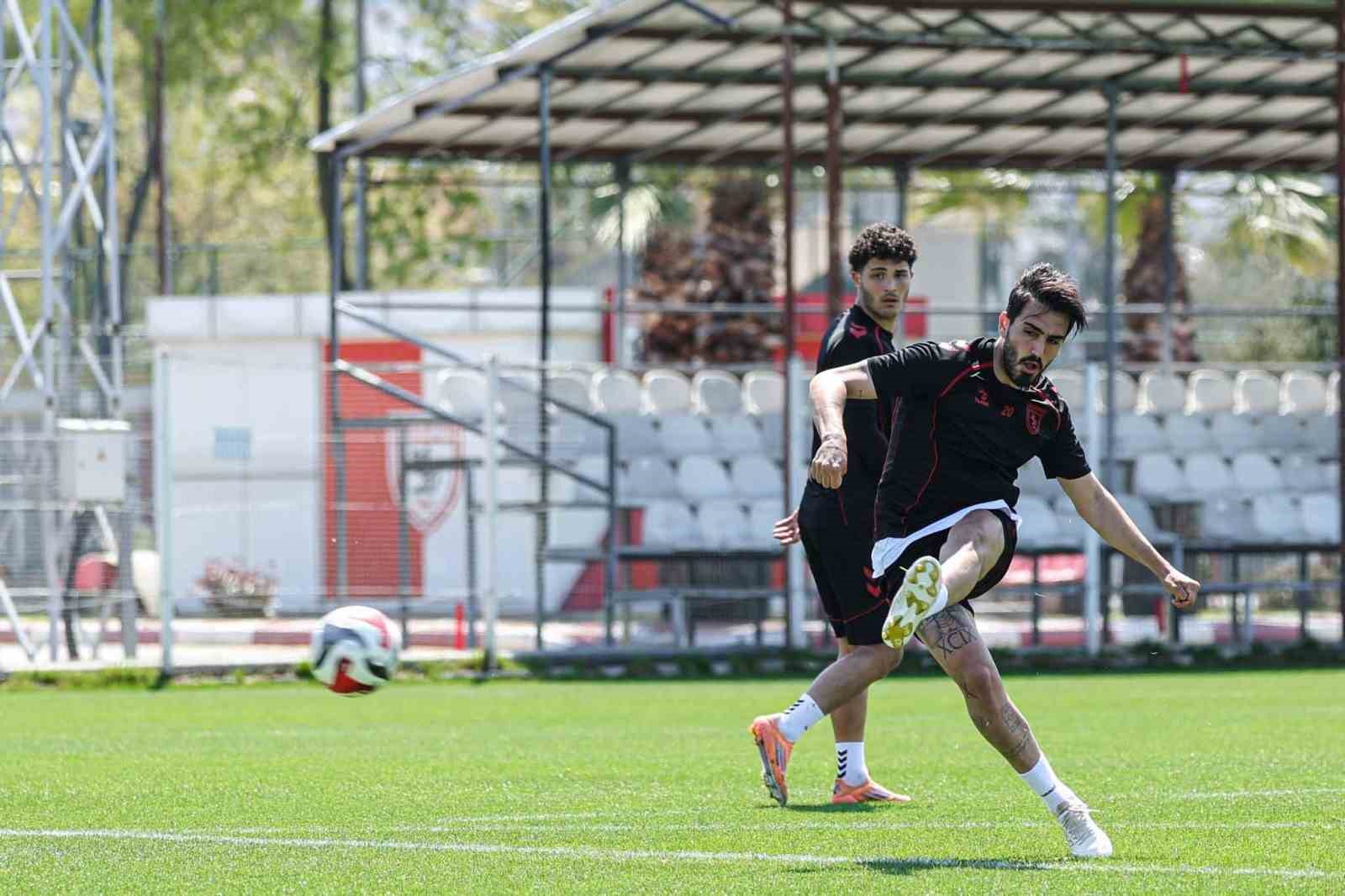 Samsunspor’da, Trabzonspor maçının hazırlıkları başladı
