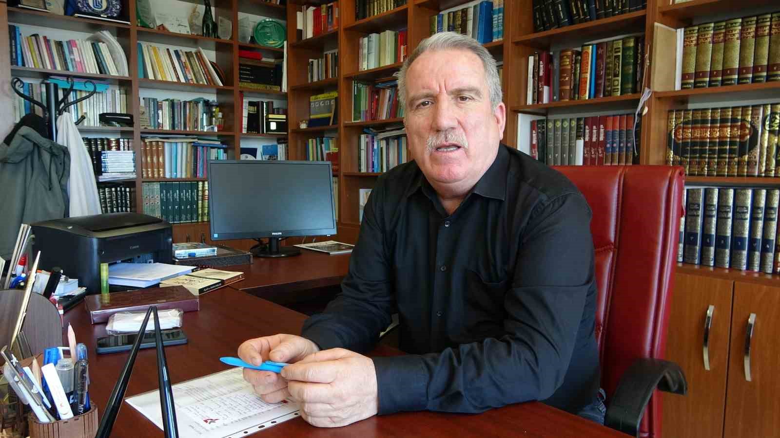 "Sanal bir tehdit oluşturup bunun adına irtica dediler"
"Sanal bir tehdit oluşturup bunun adına irtica dediler"