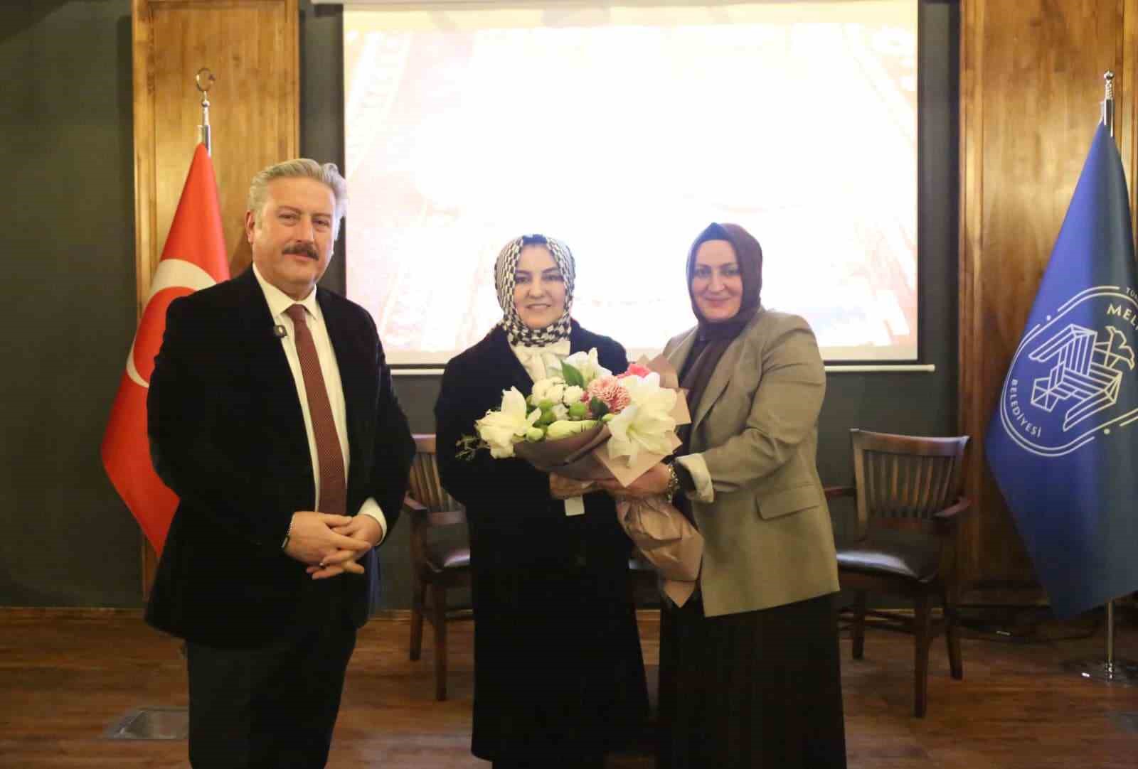 Sanat Melikgazi’nin ilk programına büyük ilgi
