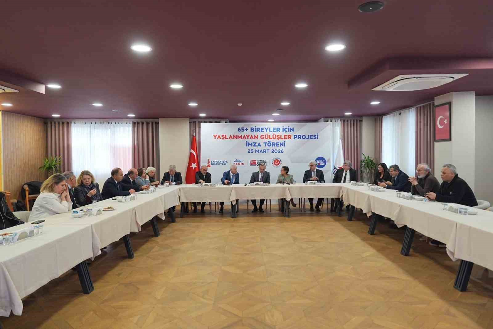 Sancaktepe’de 65 yaş üstüne "Yaşlanmayan Gülüşler" projesi hayata geçti
Sancaktepe’de 65 yaş üstüne "Yaşlanmayan Gülüşler" projesi hayata geçti