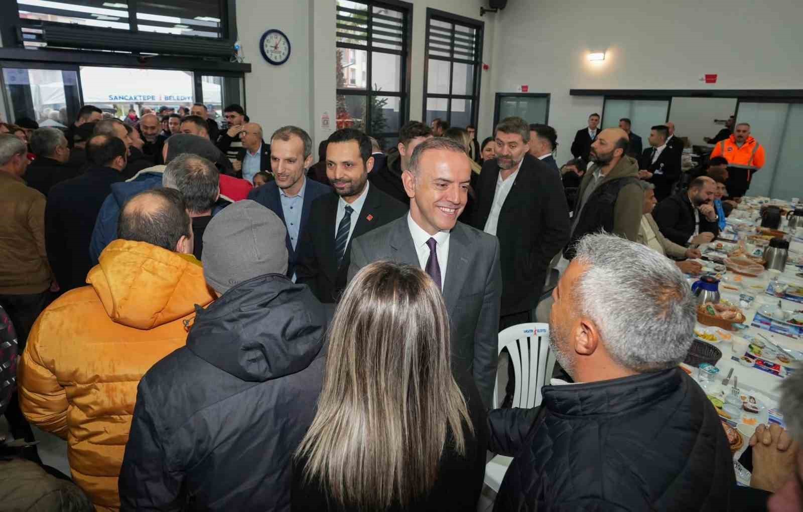 Sancaktepe’de bayram coşkusu "geleneksel bayram kahvaltısı" ile taçlandı
