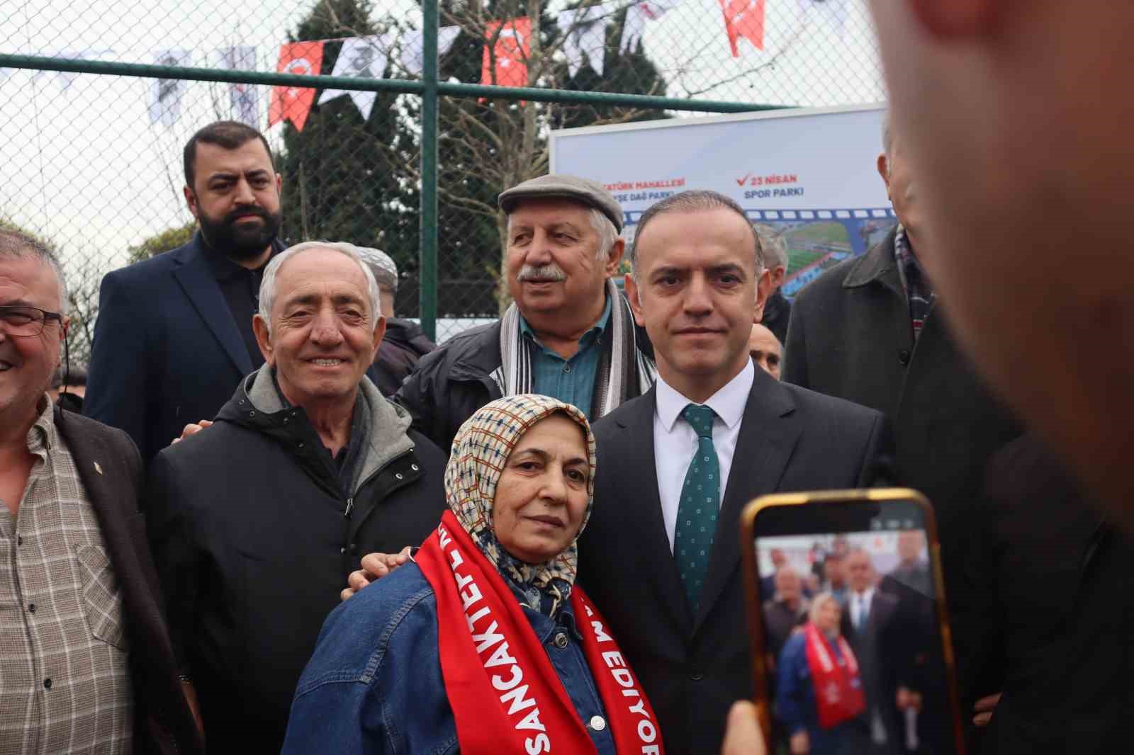 Sancaktepe’de hizmet hız kesmiyor: Üç yeni park törenle açıldı
