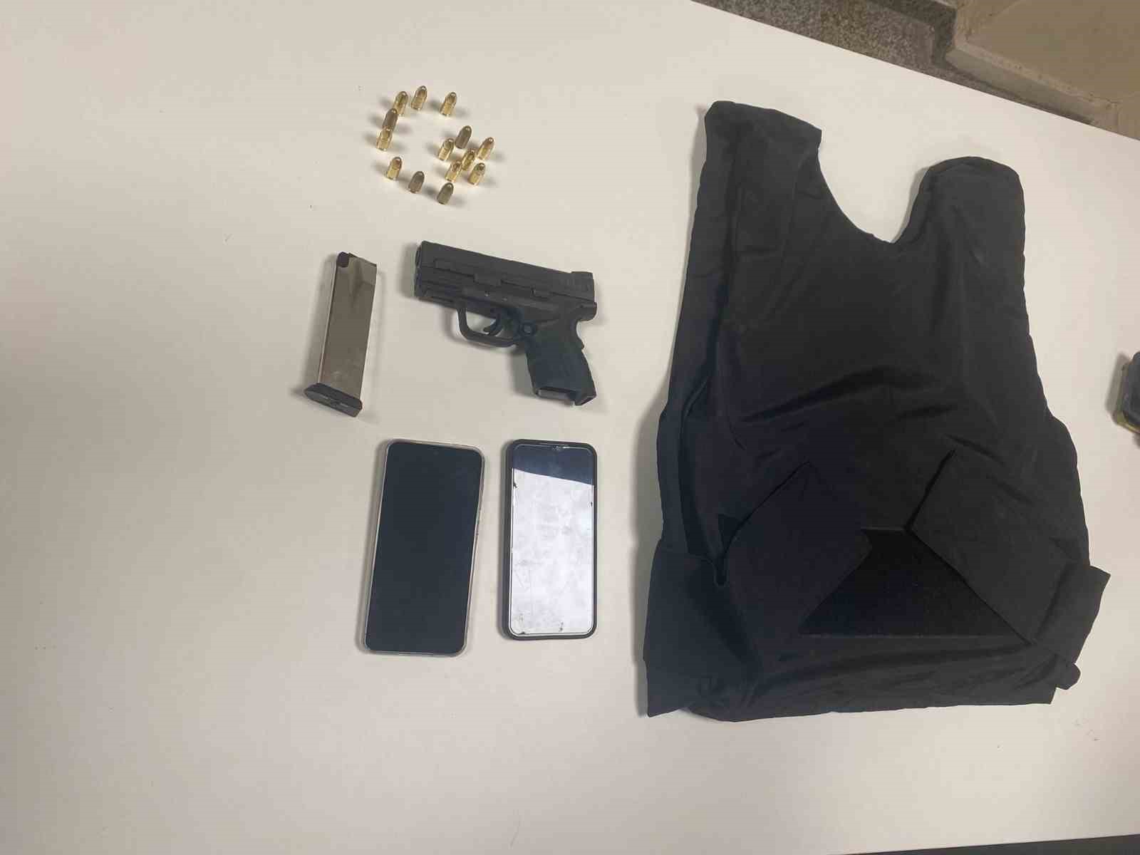 Sancaktepe’de silahlı eylem hazırlığındaki şüpheli yakalandı
