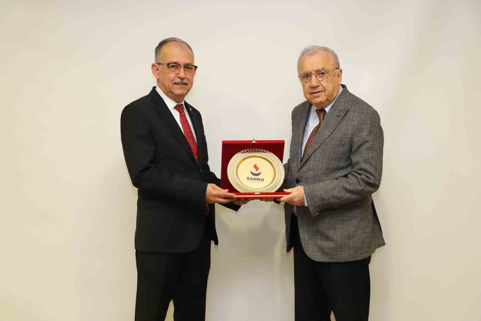 SANKO Üniversitesi Tıp Fakültesi mezuniyet öncesi tıp eğitimi programı, uluslararası akredite programlar arasında
